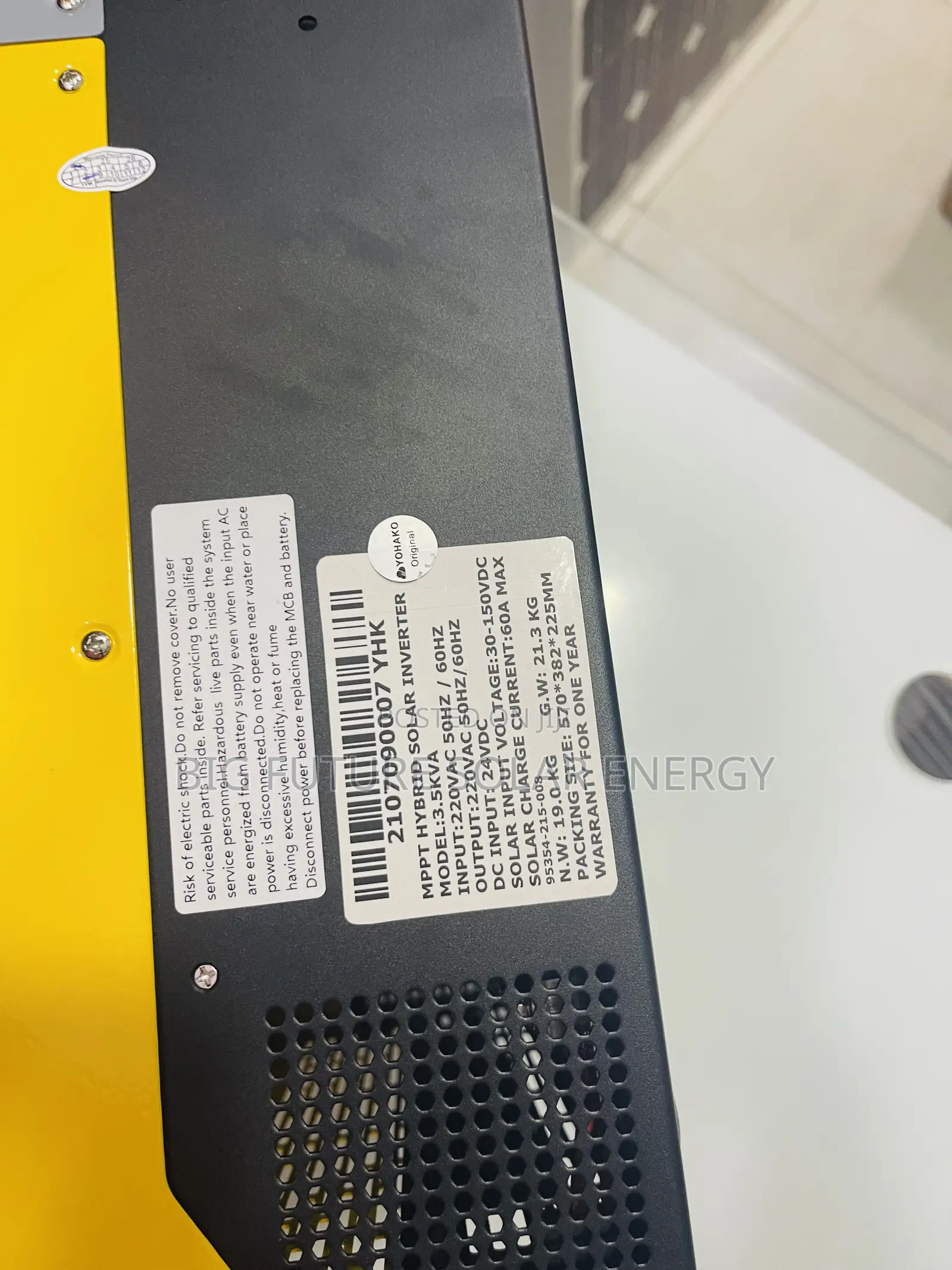 3.5kva Yohako Solar Hybrid Inverter 24v