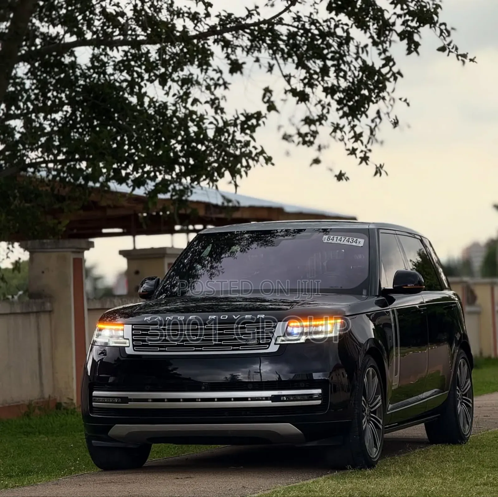 Land Rover Range Rover Vogue 2023 Black