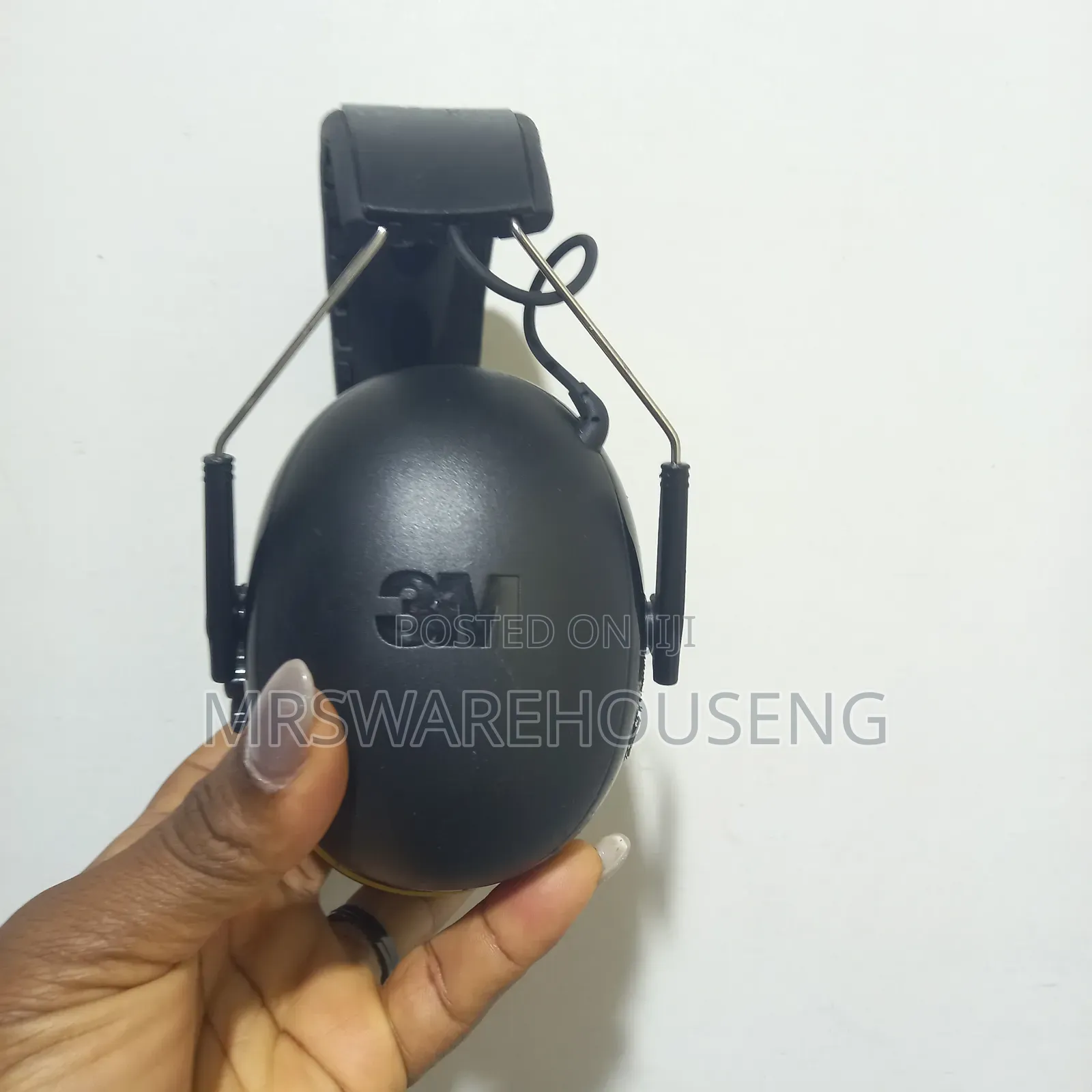 3m Worktunes NRR of 24 Db (Noise Reduction Rating