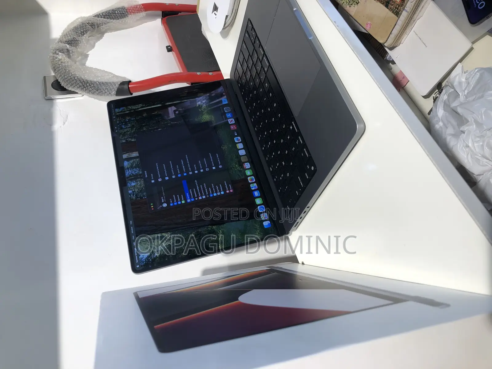 Laptop Apple MacBook Pro 2021 M1 16GB Apple M1 Pro SSD 512GB