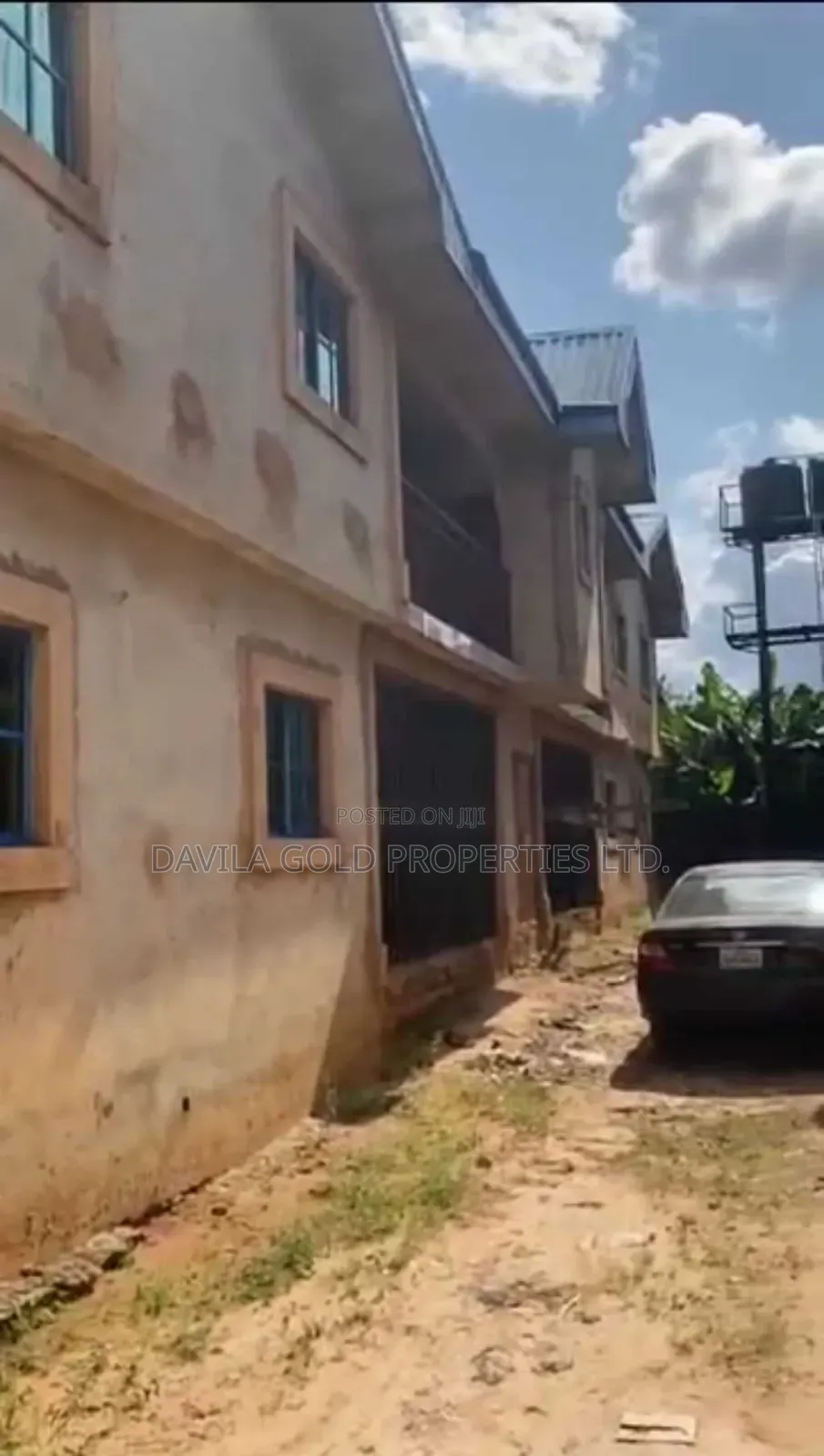 12bdrm Block of Flats in Benin City for rent