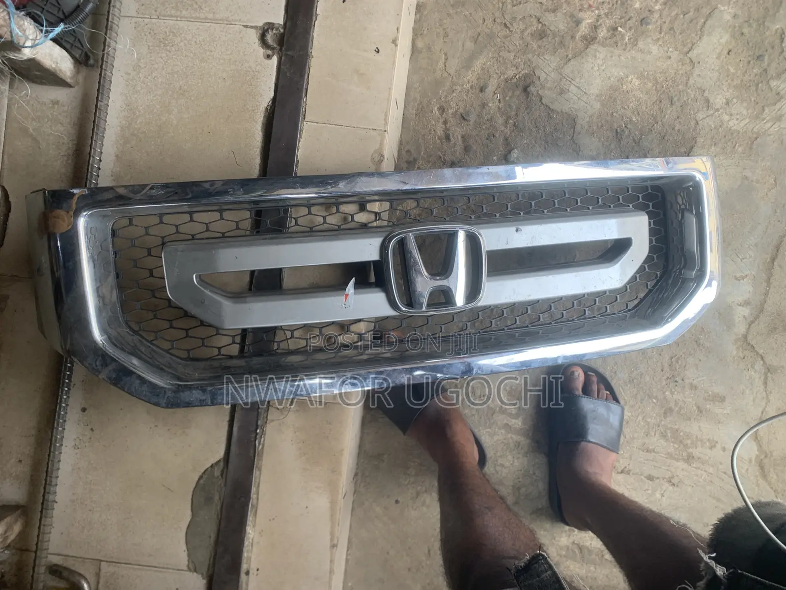 Front Grill 2010-2012 Honda Ridgeline