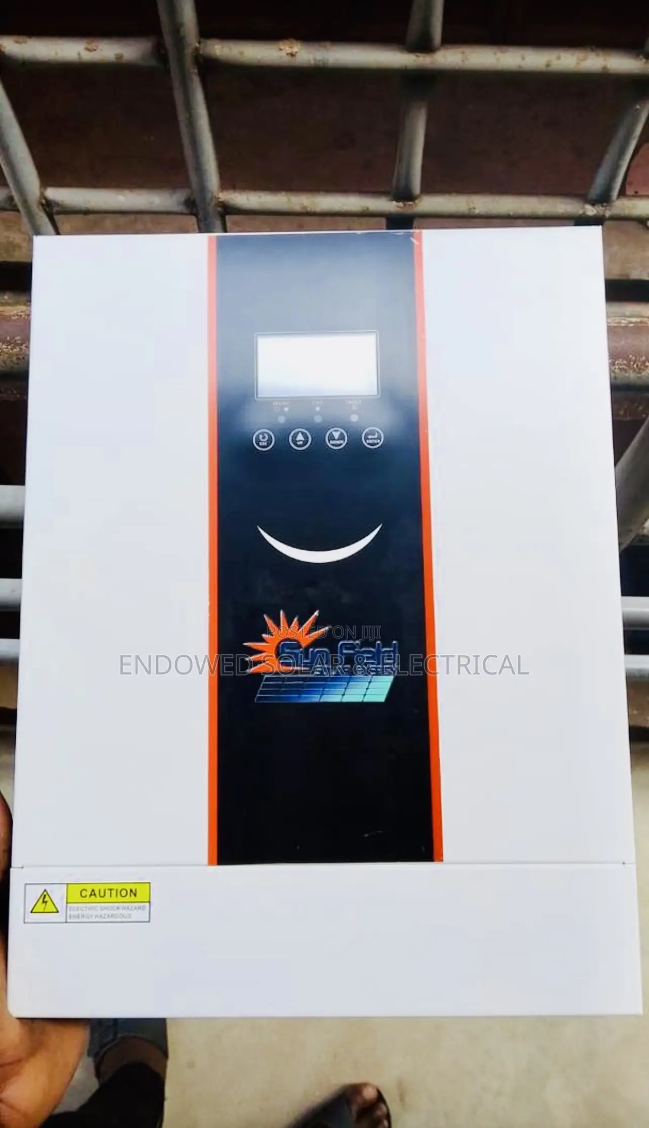 2kva 12v Sunfield Hybrid Solar Inverters Available
