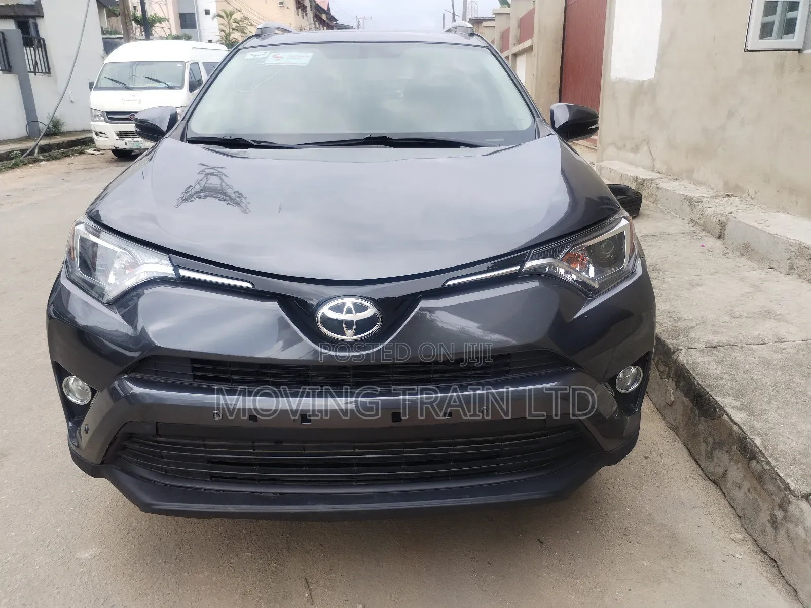 Toyota RAV4 XLE AWD (2.5L 4cyl 6A) 2016 Gray