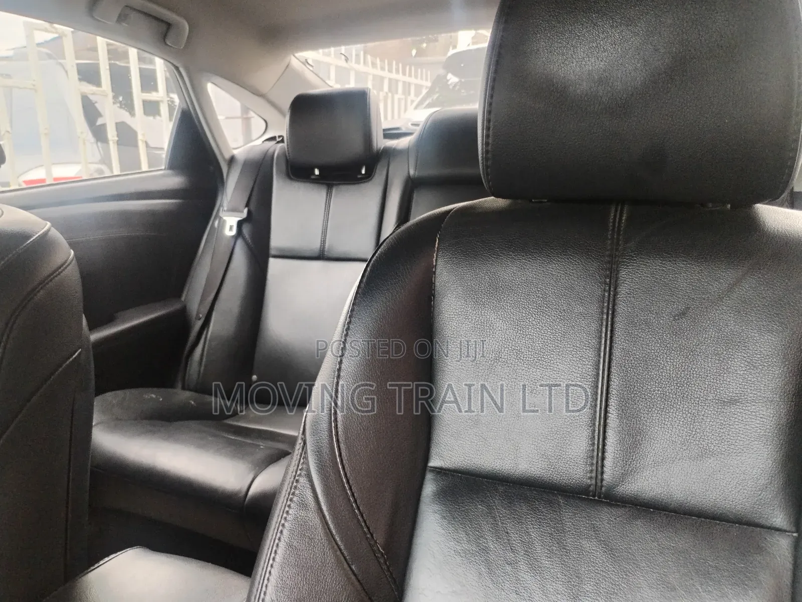 Toyota Avalon XLE Plus Sedan FWD (3.5L 6cyl 6A) 2017 Burgundy