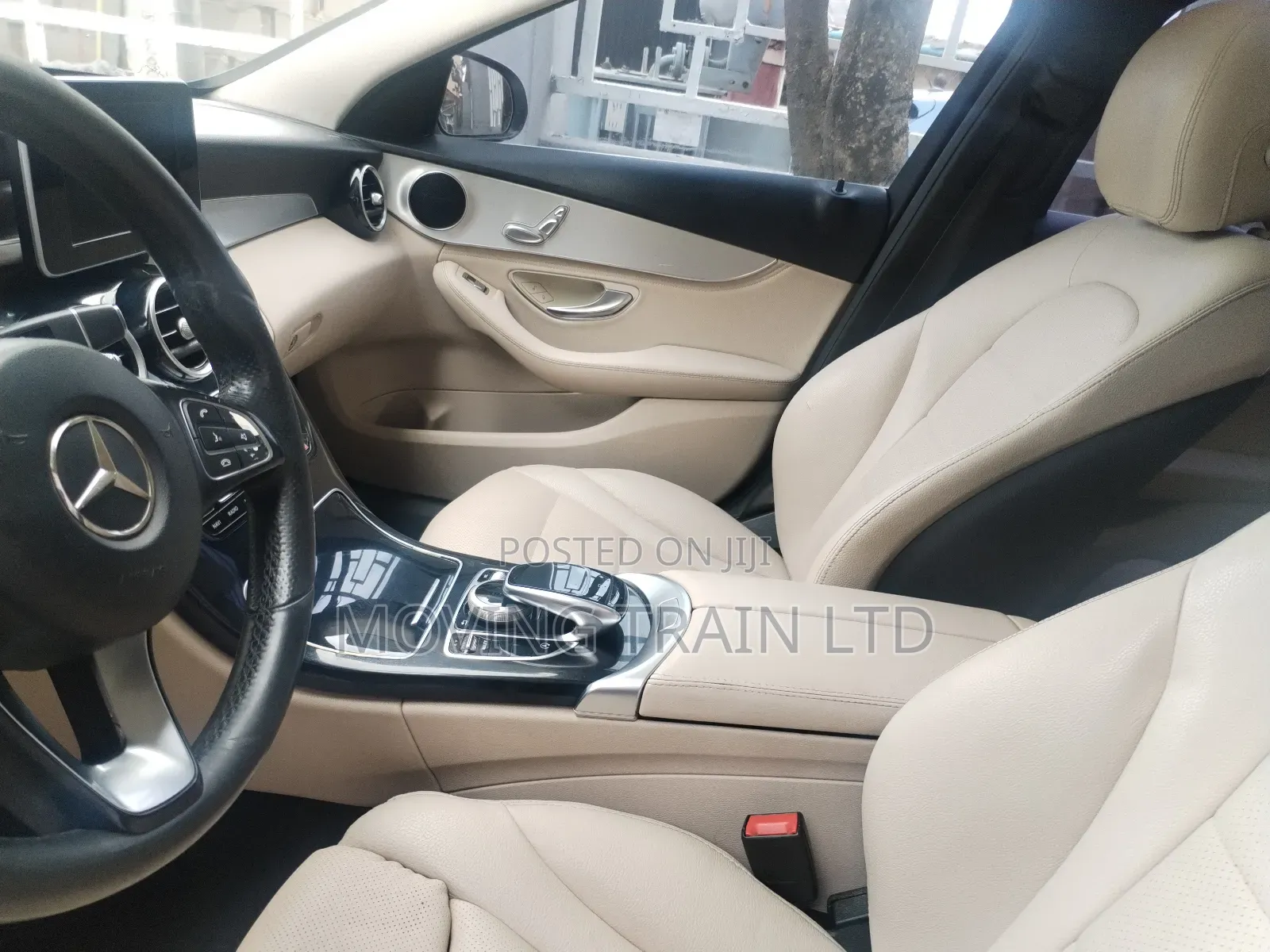 Mercedes-Benz C300 Base AWD 4Matic Sedan (2.0L 4cyl 7A) 2015 White