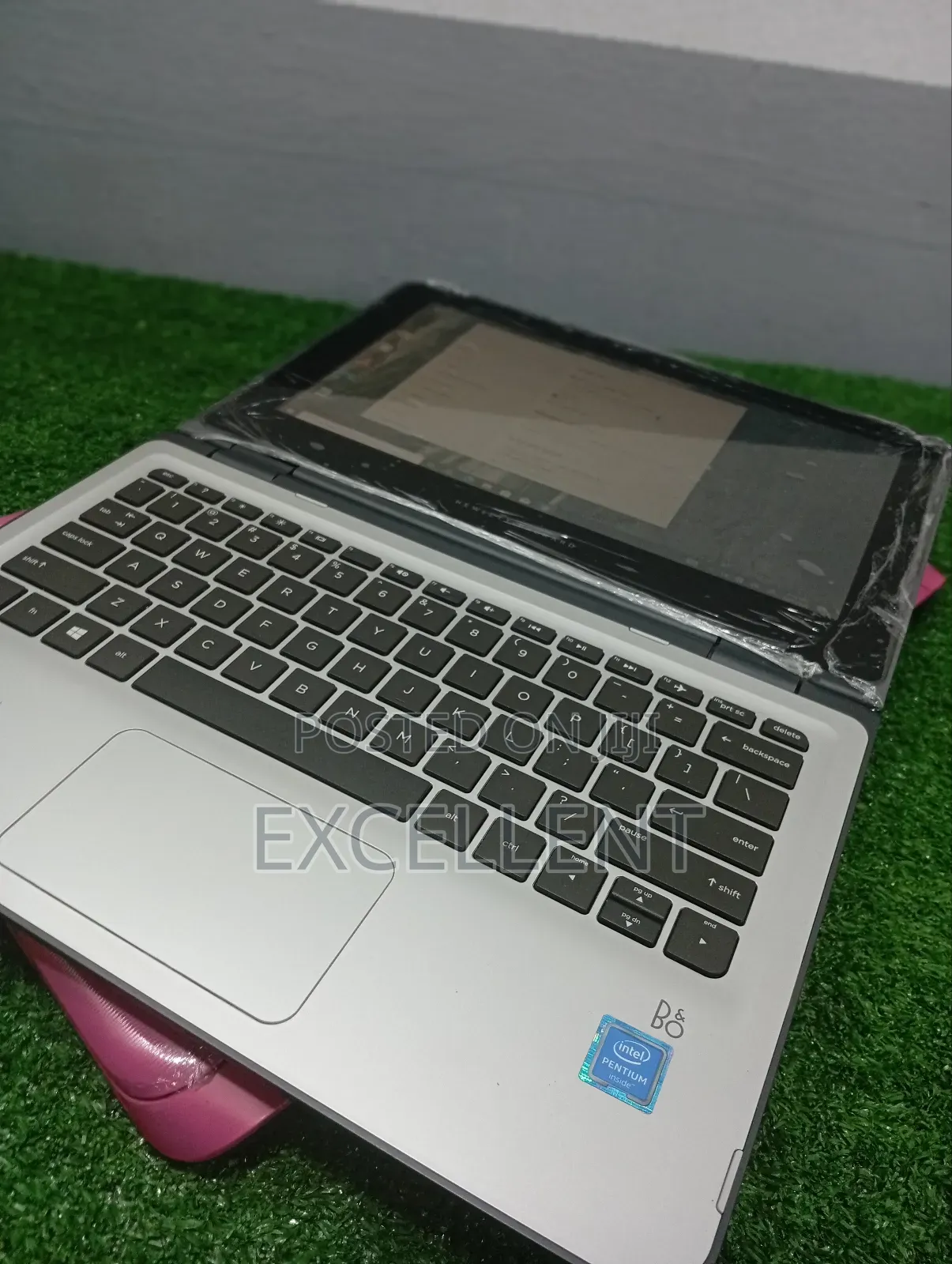 Laptop HP X360 310 G2 8GB Intel Pentium SSD 256GB