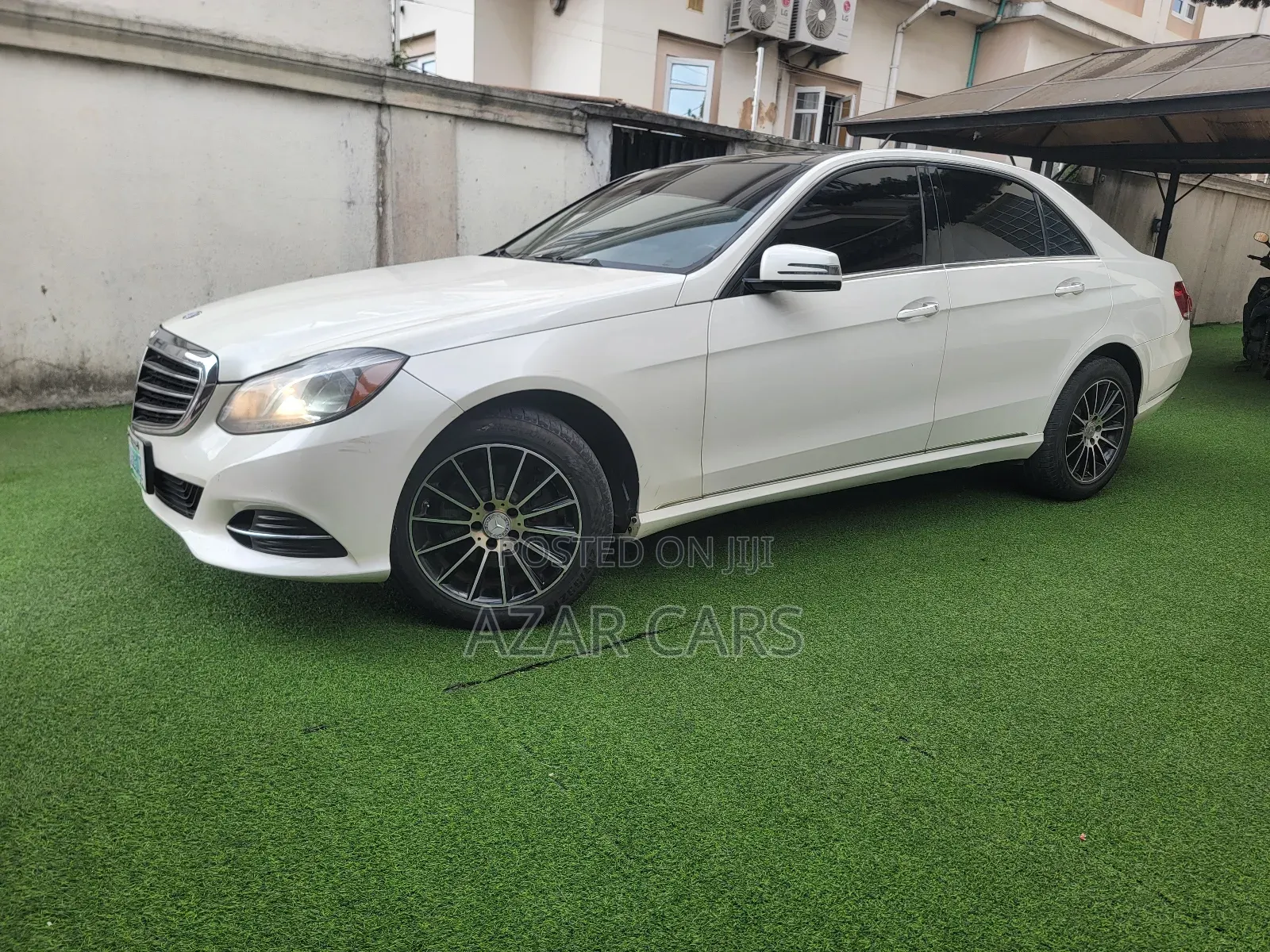 Mercedes-Benz E350 Base 4Matic Sedan AWD (3.5L 6cyl 7A) 2014 White