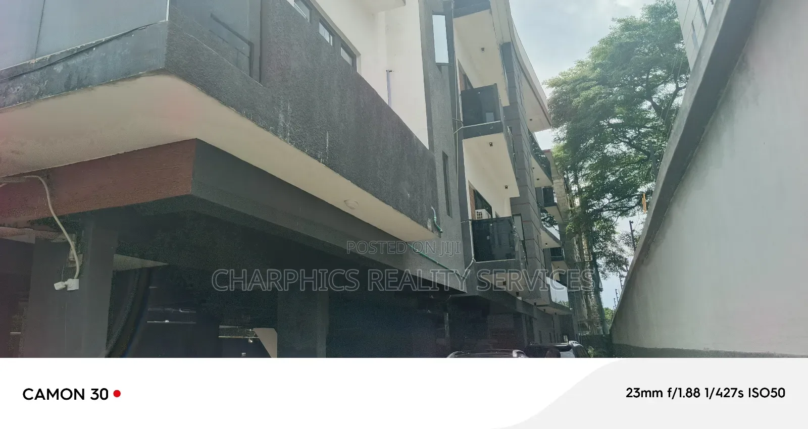 3bdrm Apartment in Ikeja GRA for sale
