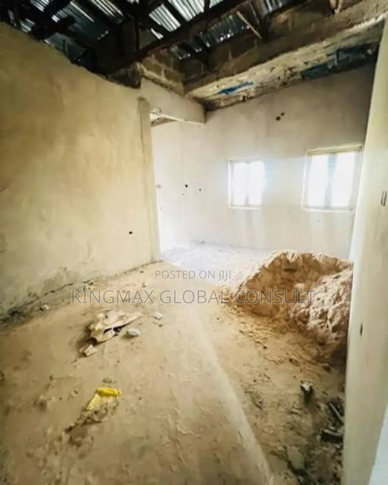 5bdrm Duplex in Opposite Glisten, Jahi for sale