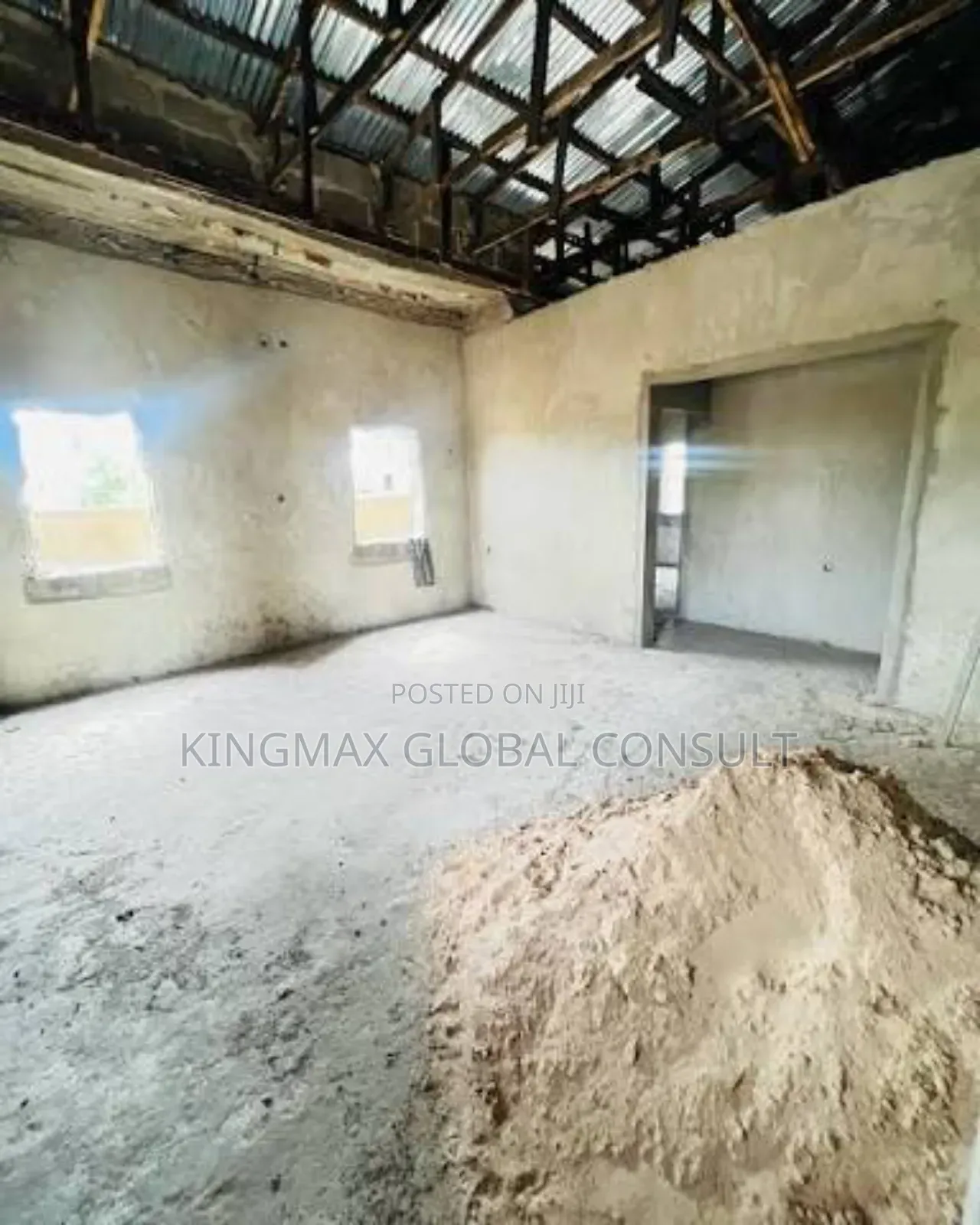 5bdrm Duplex in Opposite Glisten, Jahi for sale