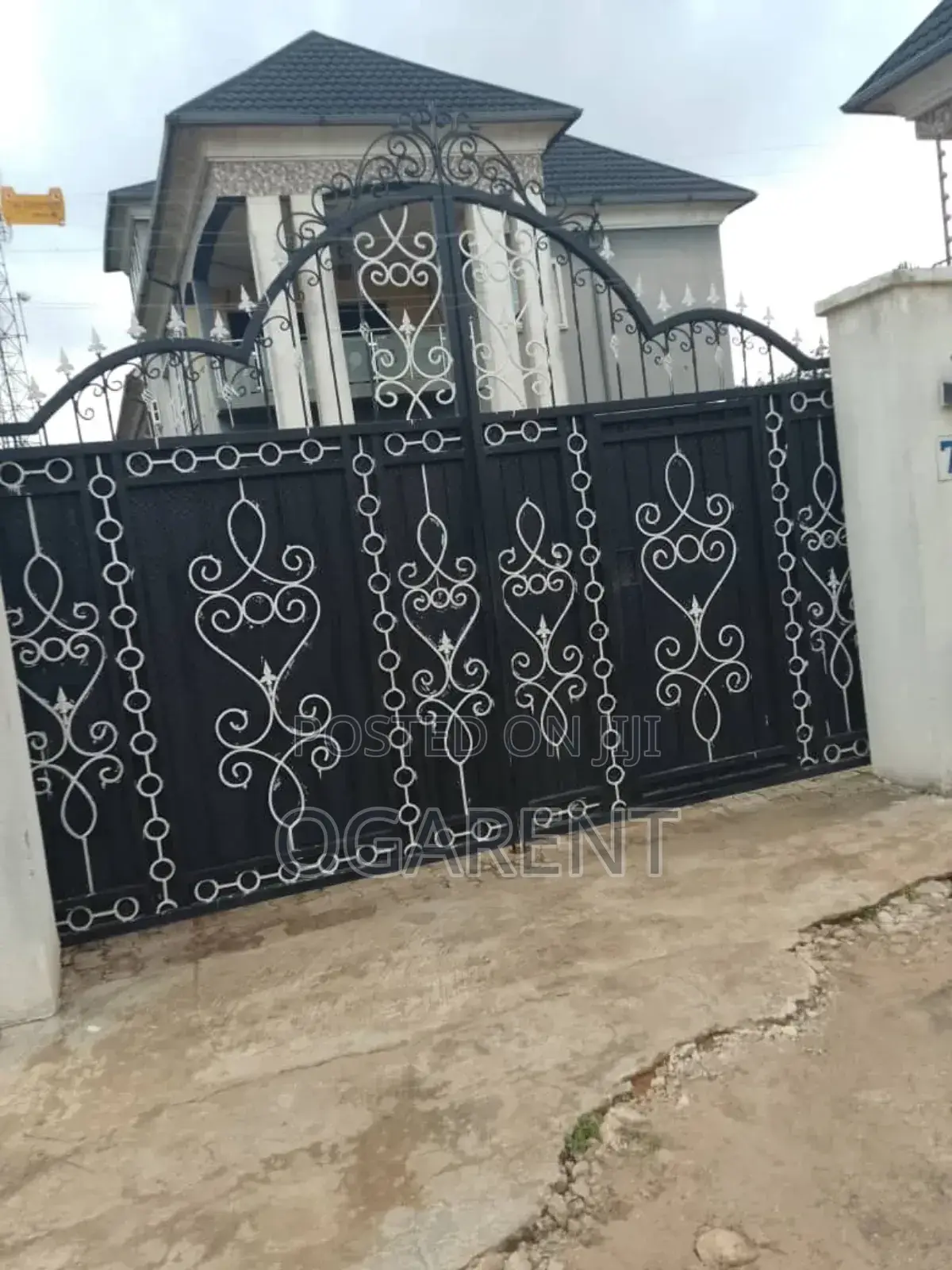 3bdrm Apartment in Benin City for rent
