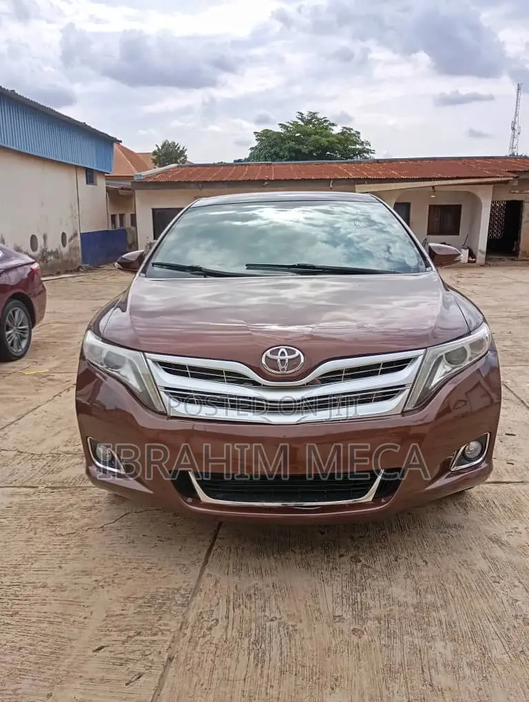 Toyota Venza Limited AWD V6 2013 Brown