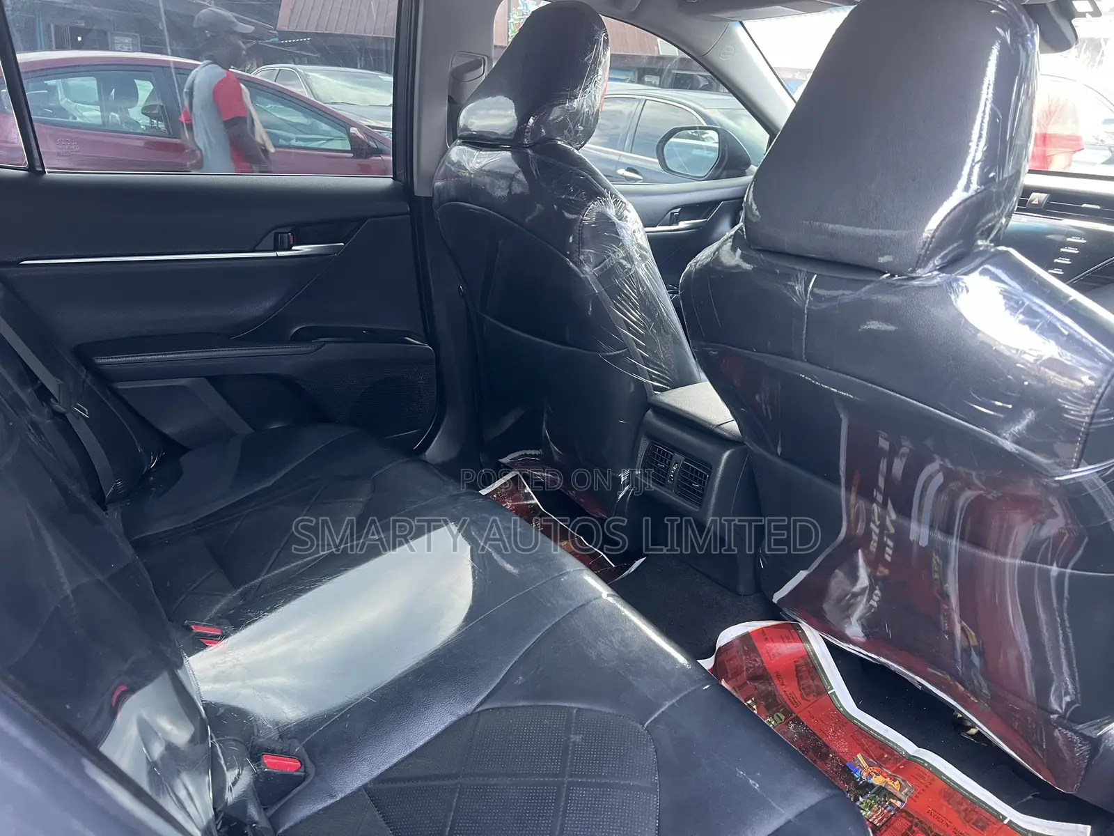 Toyota Camry XLE FWD 2020 Gray