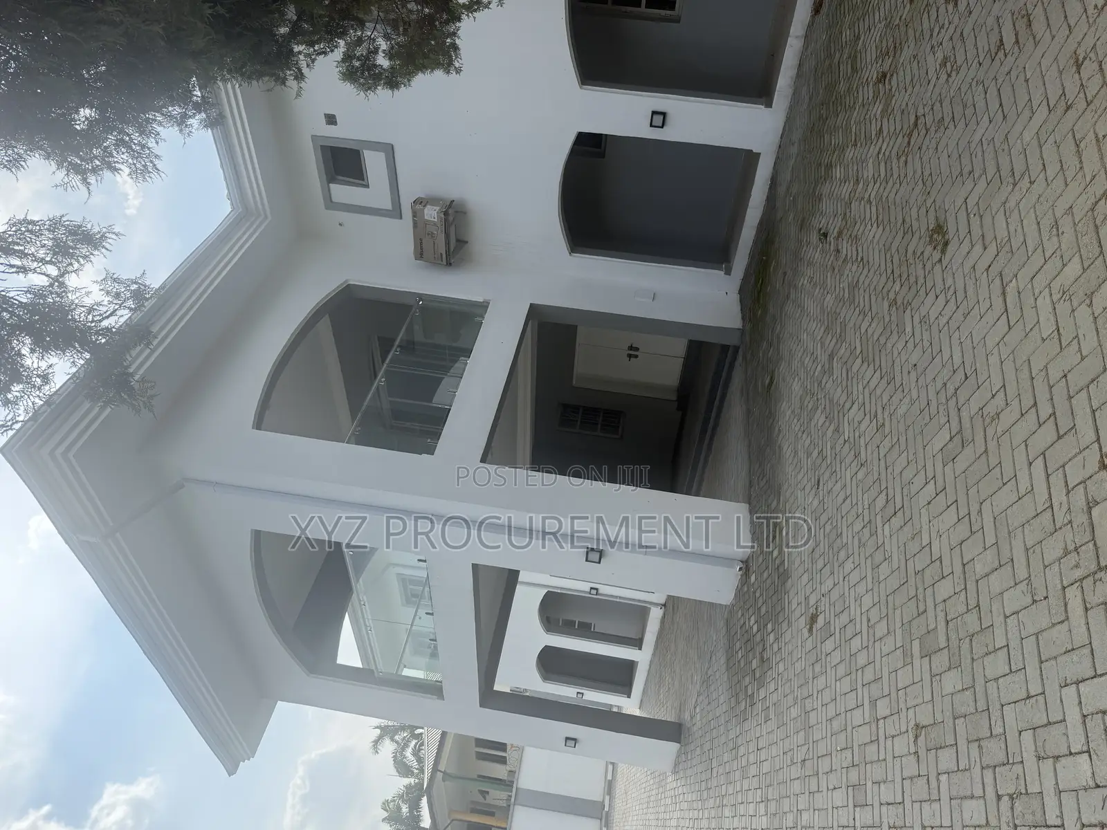 8bdrm Duplex in Maitama for sale