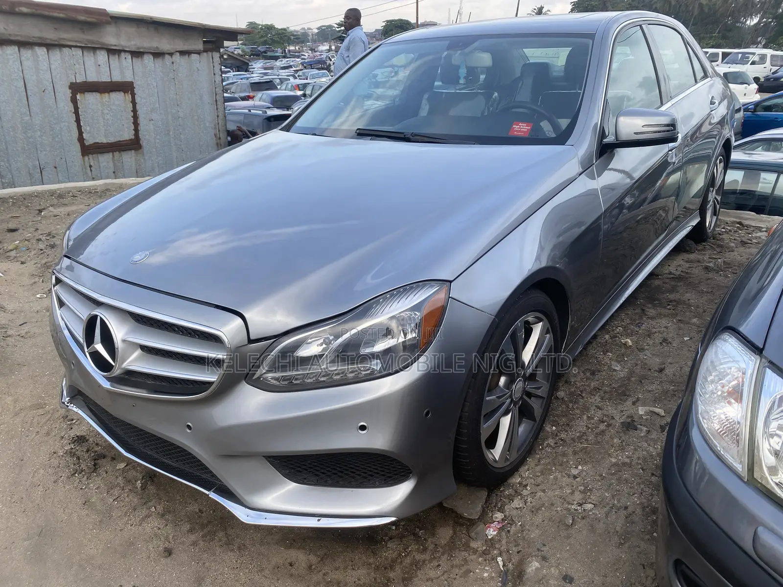 Mercedes-Benz E350 Base 4Matic Sedan AWD (3.5L 6cyl 7A) 2014 Gray