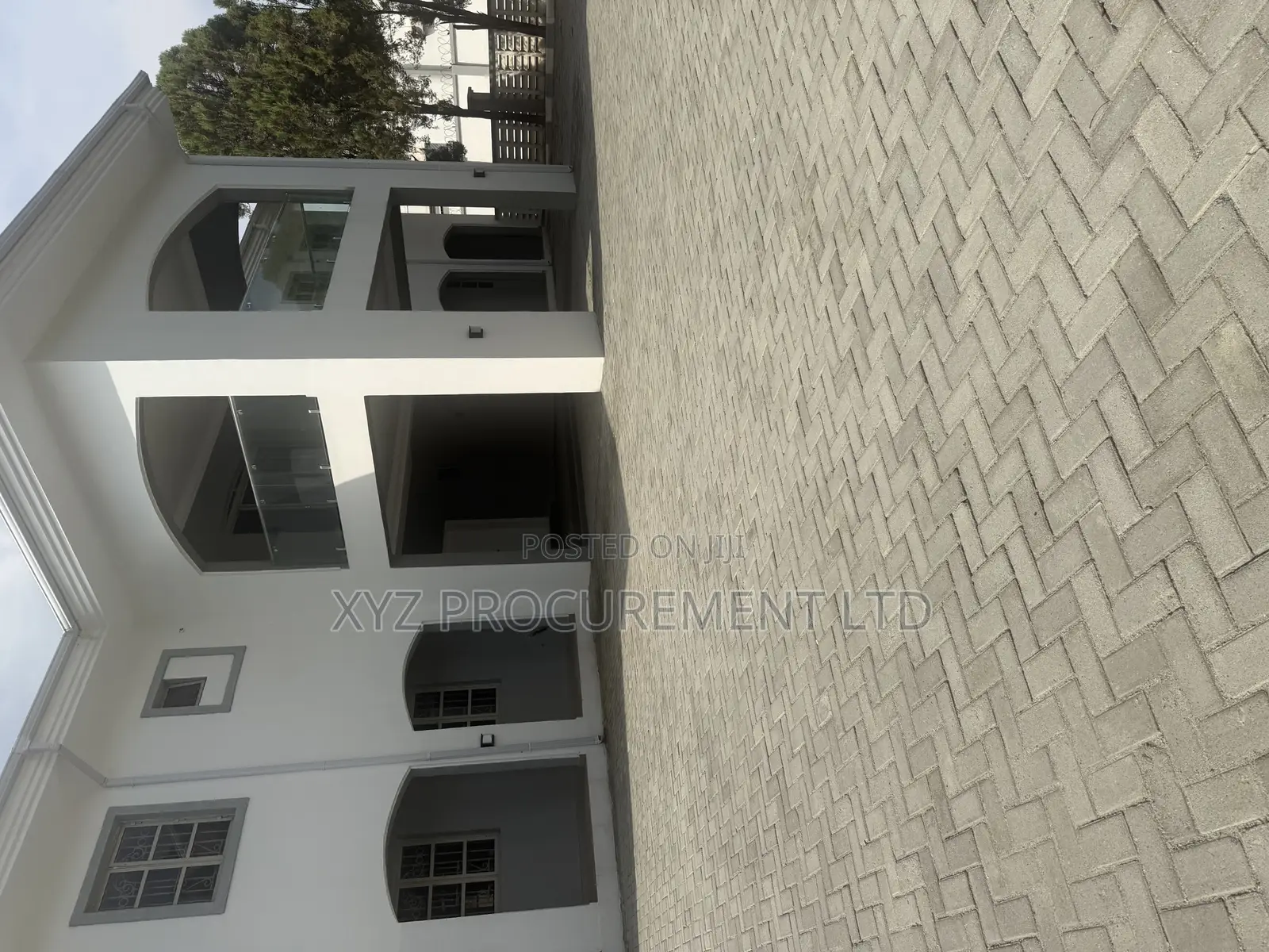 8bdrm Duplex in Maitama for sale