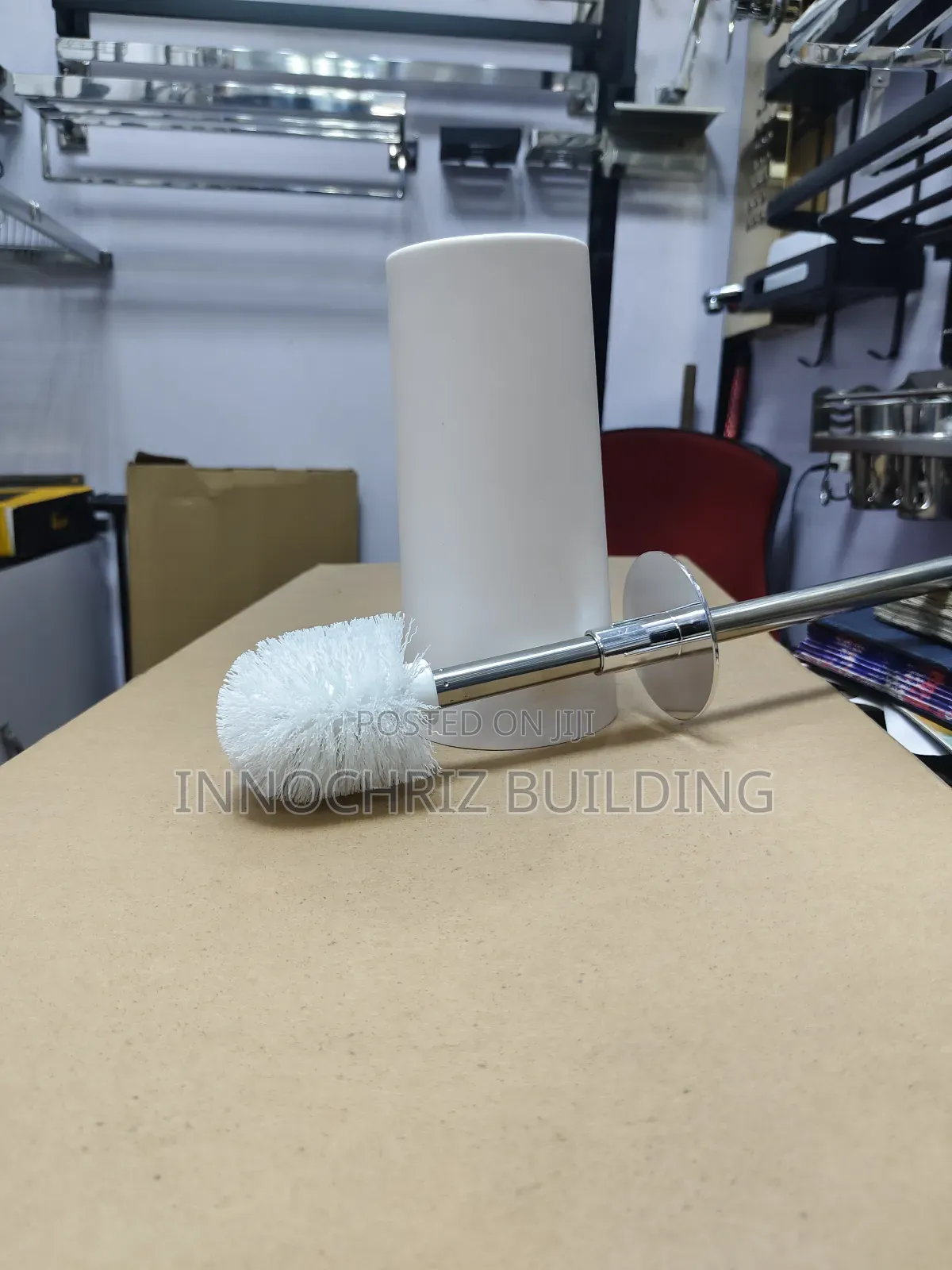 Standing Toilet Brush (Hg6)