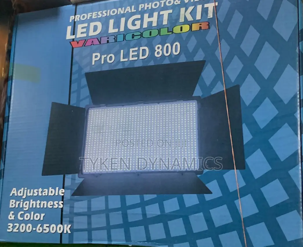 Pro Led 800 Light Kit + Tripod Stand + Batteries.