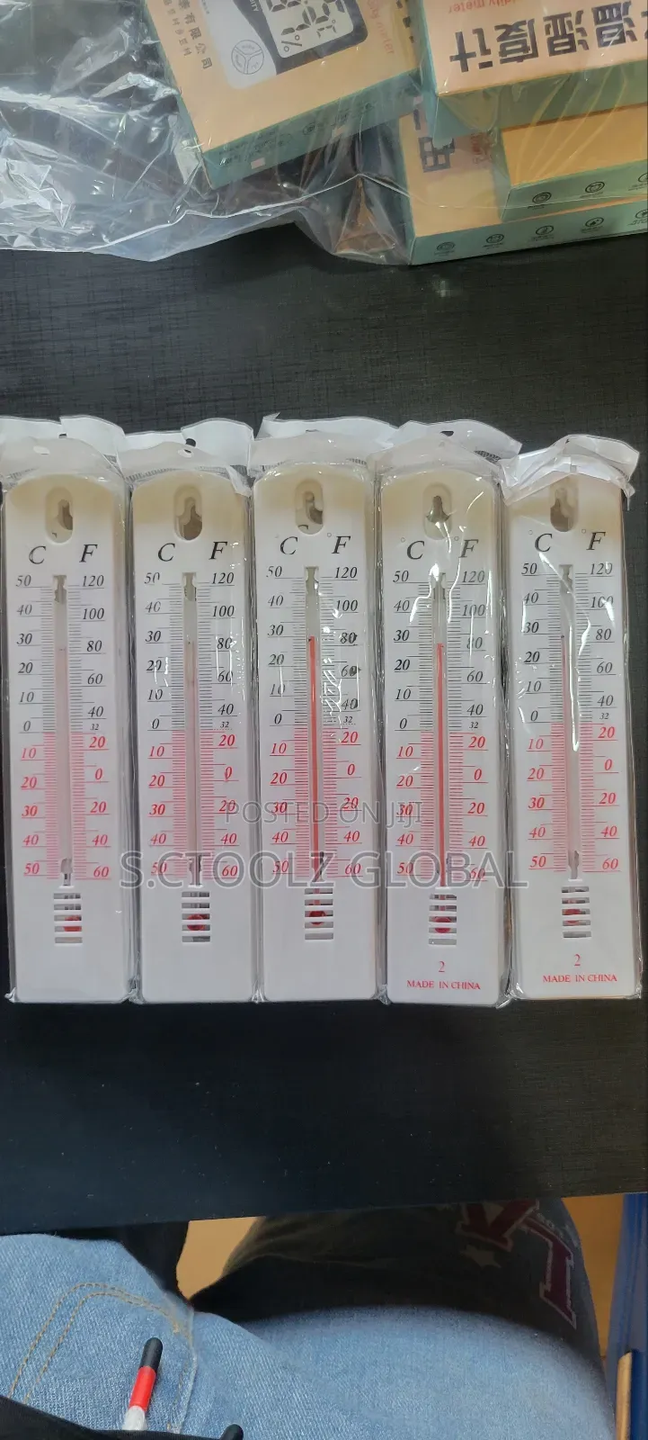 Wet and Dry Thermometer