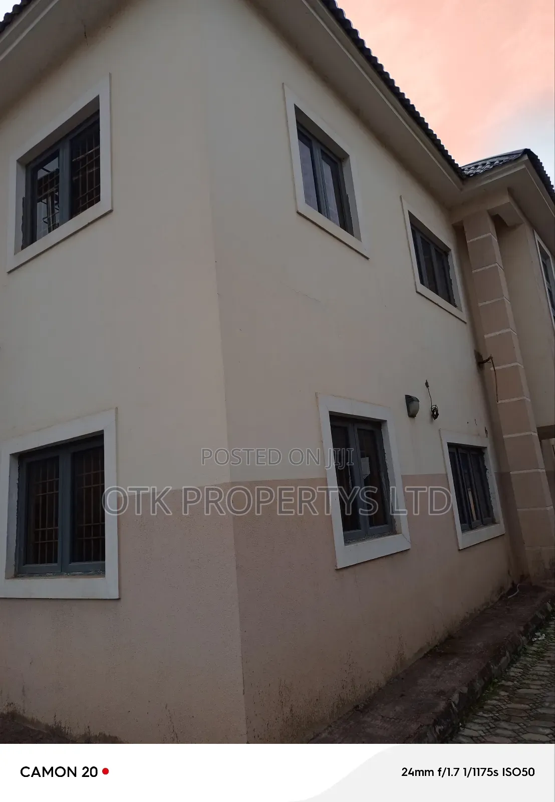 2bdrm Block of Flats in Fo1, Kubwa for rent