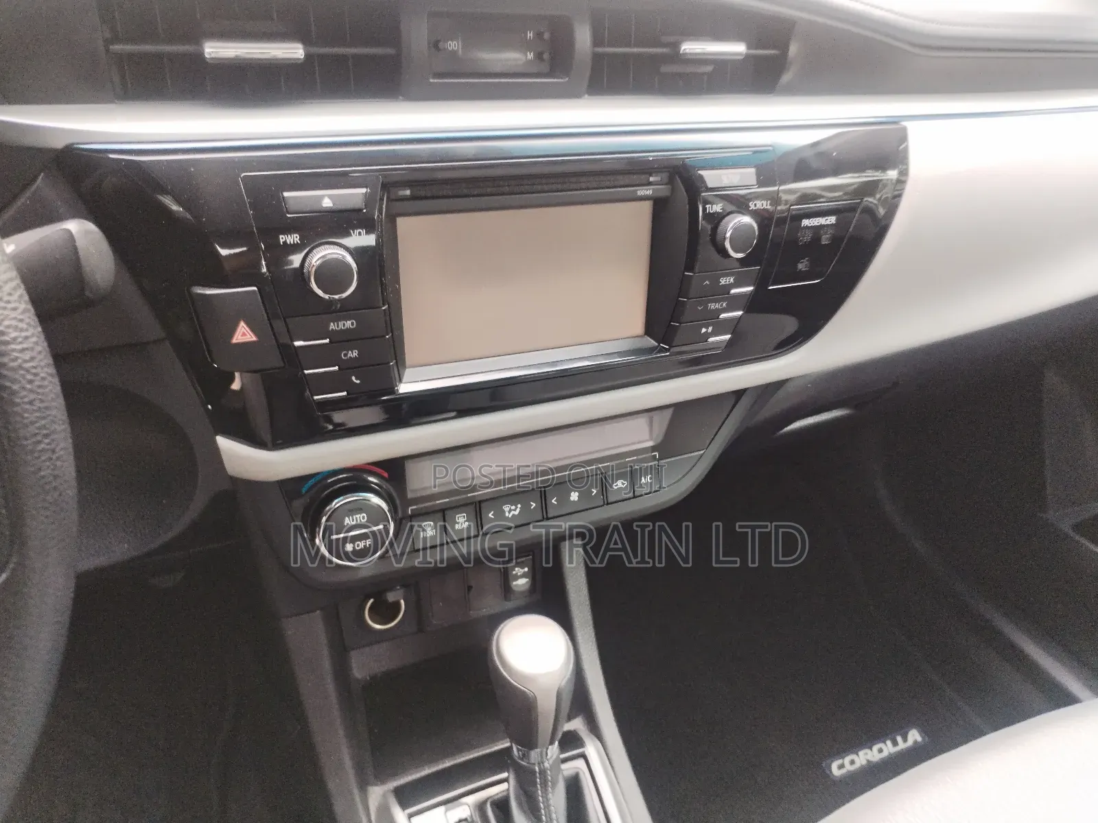 Toyota Corolla LE Eco 4dr Sedan (1.8L 4cyl CVT) 2014 Red