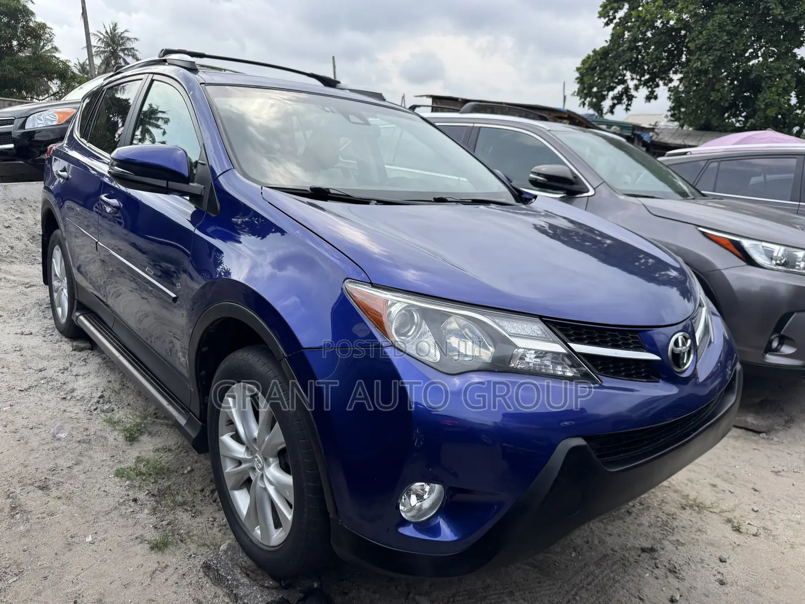 Toyota RAV4 Limited 4dr SUV AWD (2.5L 4cyl 6A) 2014 Blue