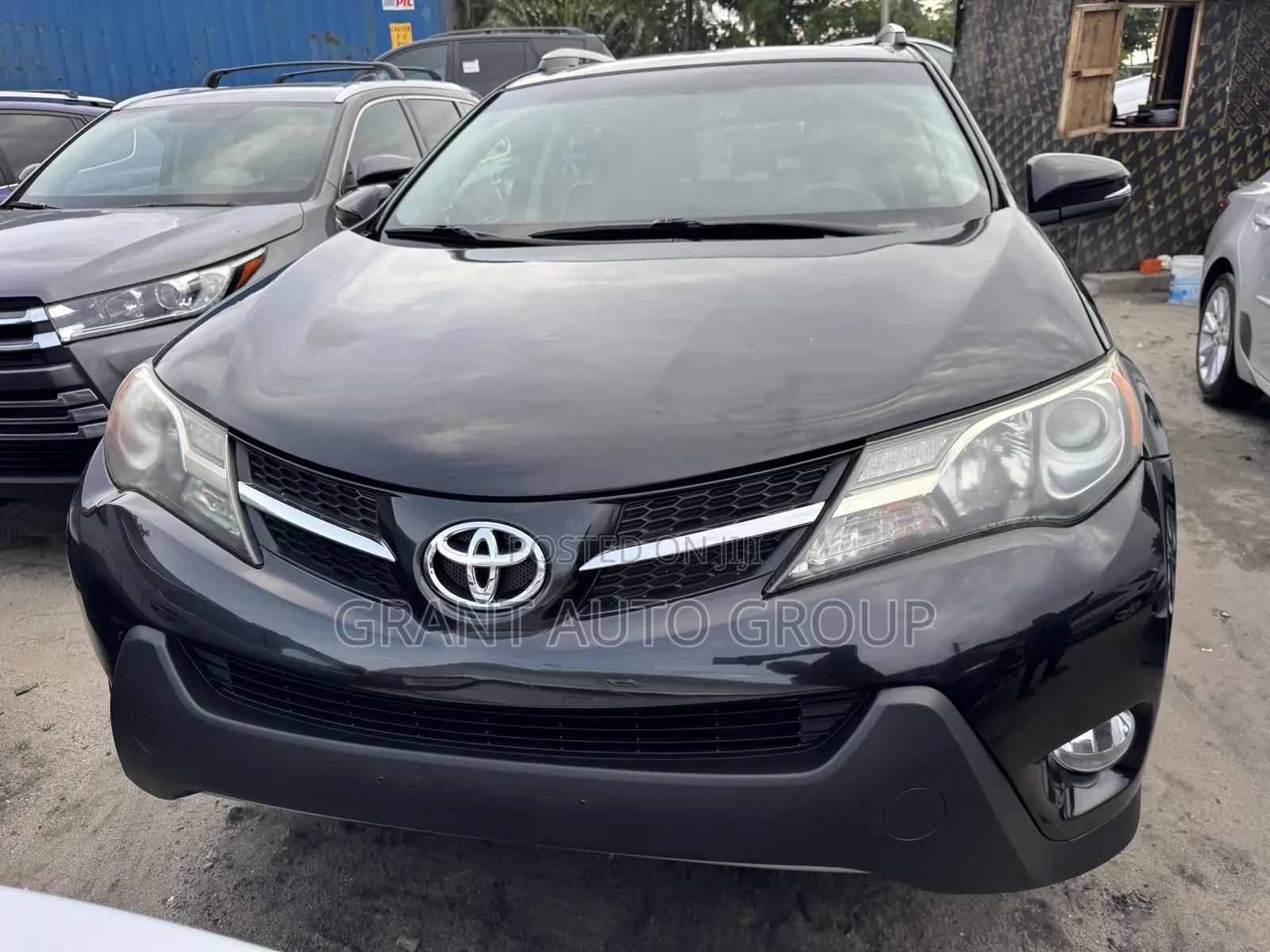 Toyota RAV4 Limited 4dr SUV AWD (2.5L 4cyl 6A) 2015 Black