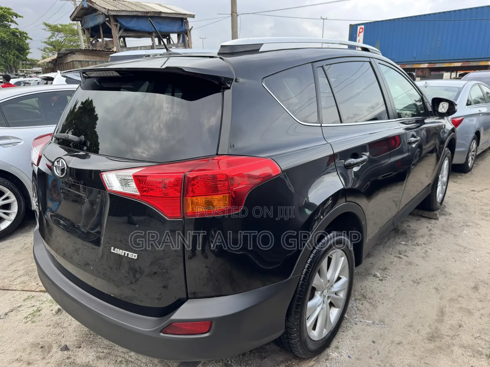 Toyota RAV4 Limited 4dr SUV AWD (2.5L 4cyl 6A) 2015 Black