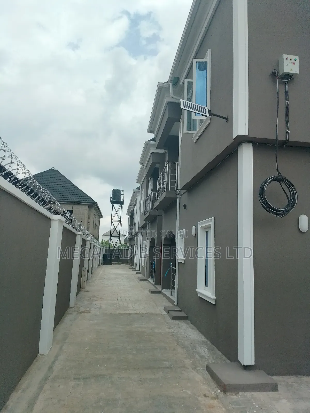 2bdrm Block of Flats in Makogi Estate, Berger for rent