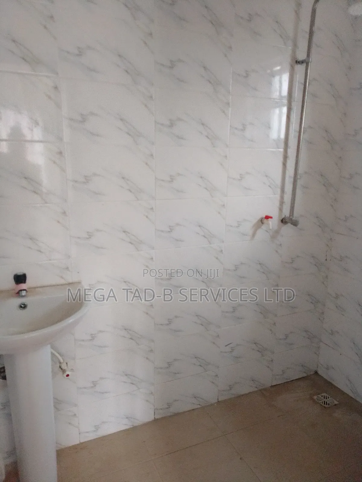 2bdrm Block of Flats in Makogi Estate, Berger for rent