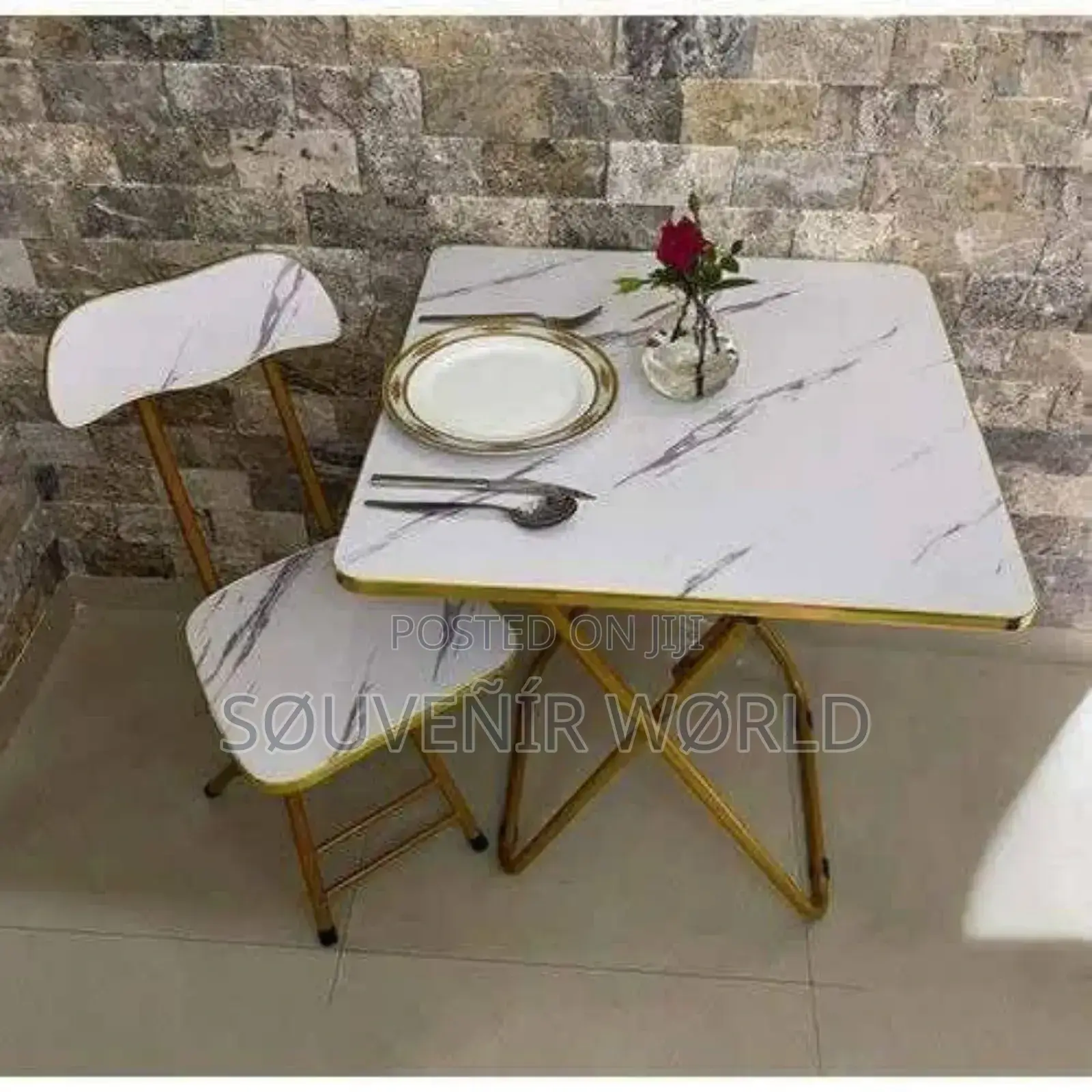 Table 1 Chair White Marpie