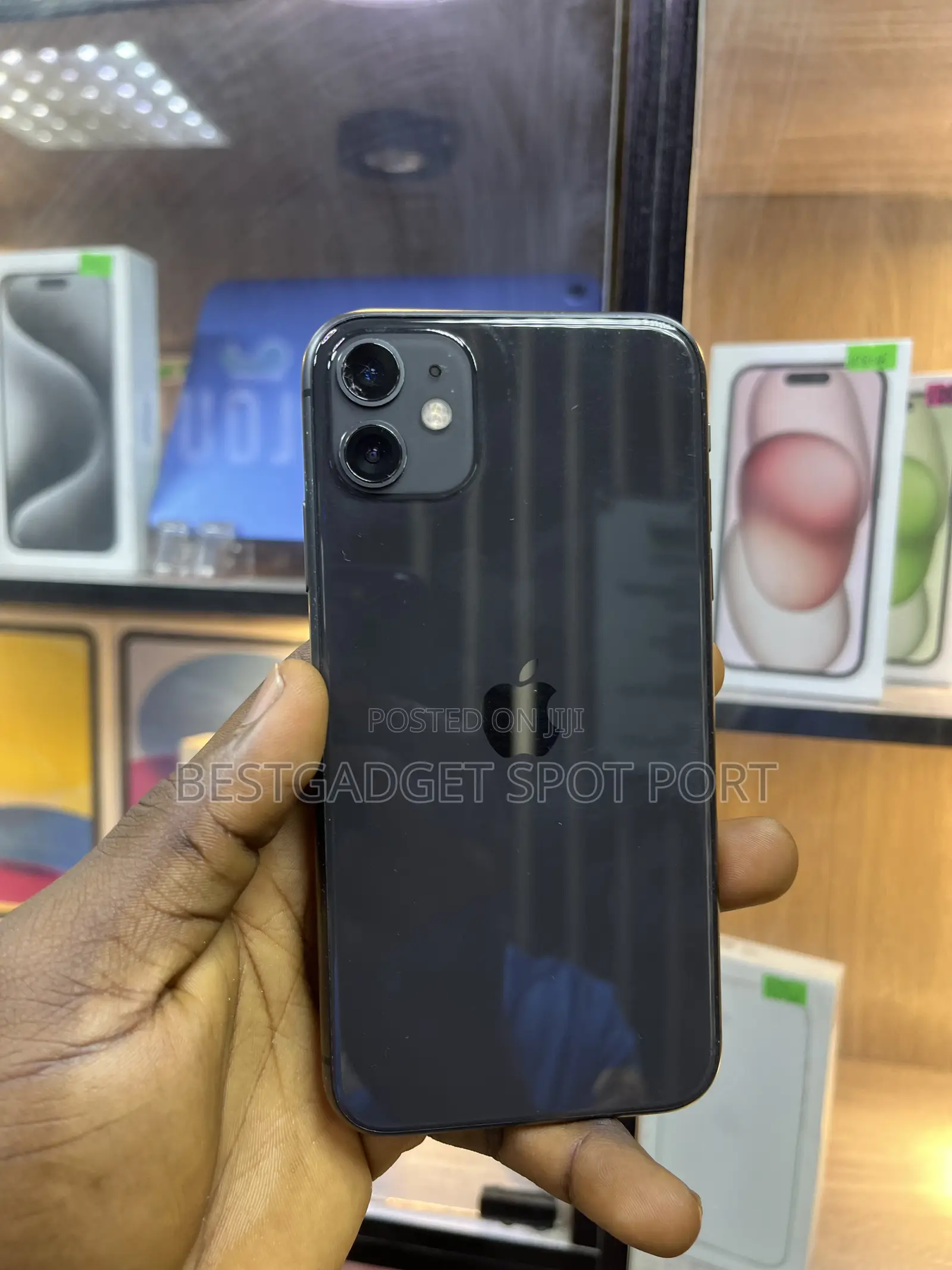 Apple iPhone 11 64 GB Black