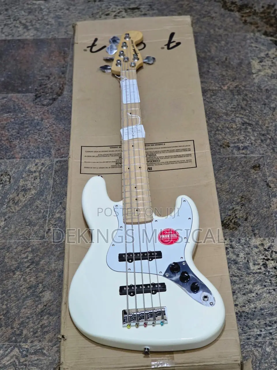 Fender Squire Jazz Bass Affinity Series 5 Strings Passive Guitar