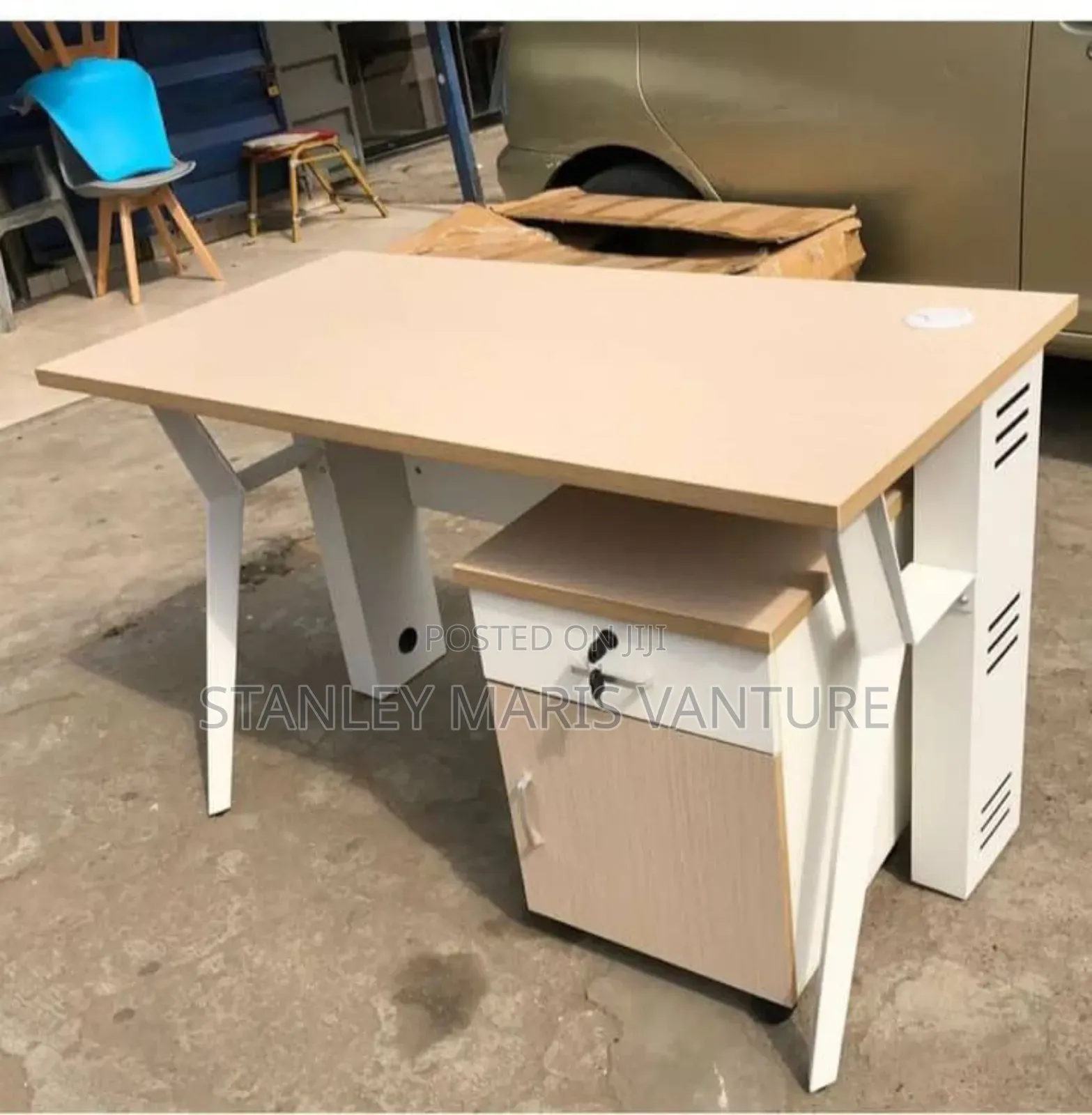 High Quality Imported Office Table With Drawer