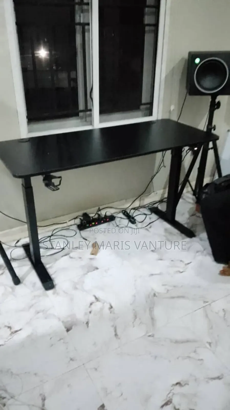 Electric Height Adjustable Desk