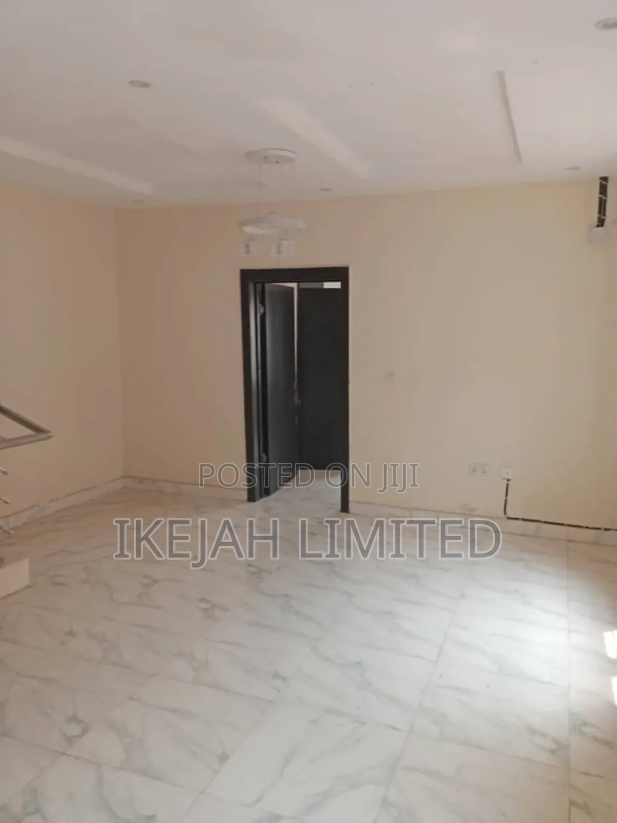 3bdrm Apartment in Ogba for rent