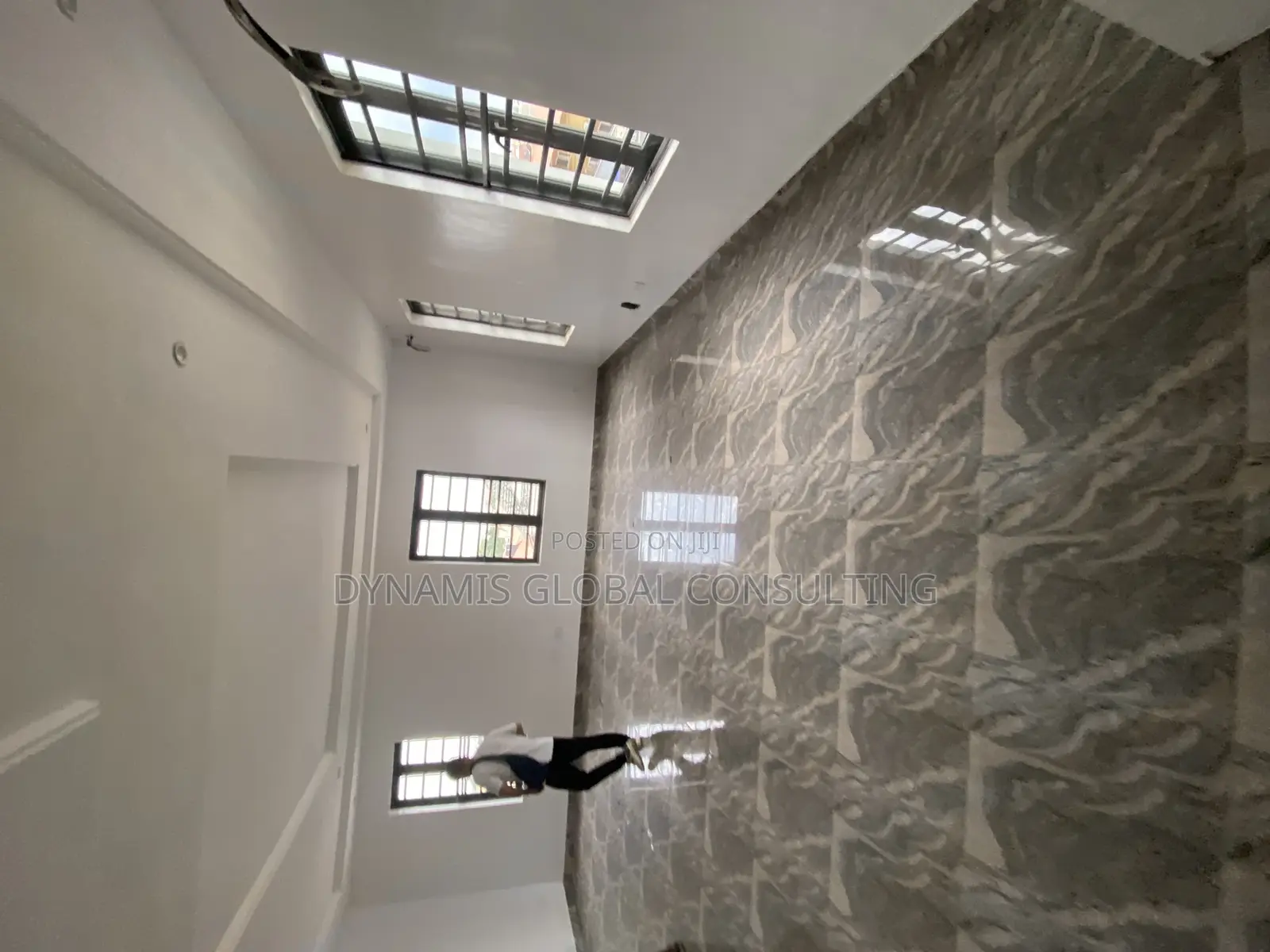 Furnished 5bdrm Duplex in Magodo Phase 2 Gra for rent