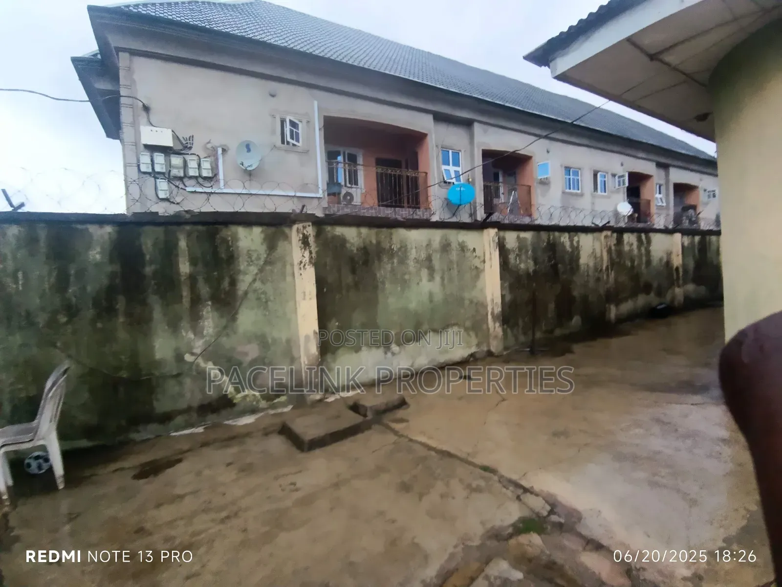 6bdrm Block of Flats in New London Estate, Baruwa for sale