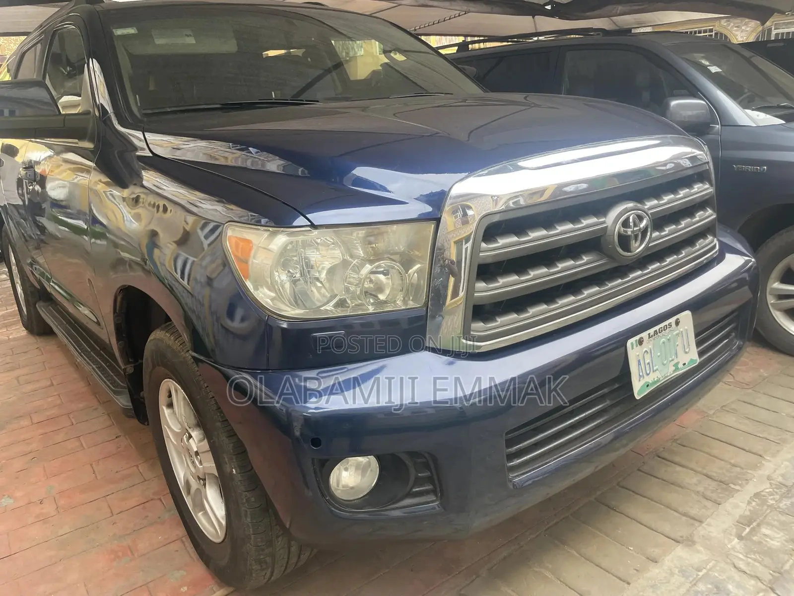 Toyota Sequoia SR5 4dr SUV 4WD (5.7L 8cyl 6A) 2010 Blue