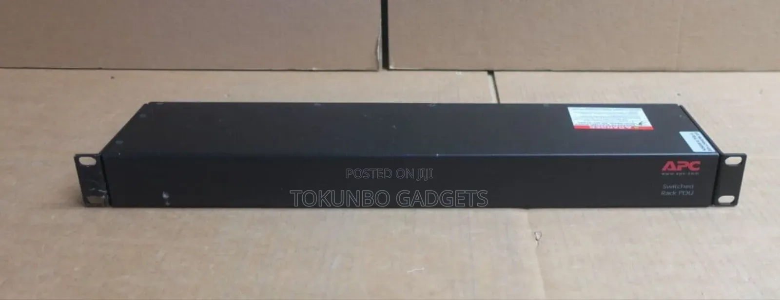 Apc Ap7921 1u Switched Rack Power Distribution Unit Pdu 16a