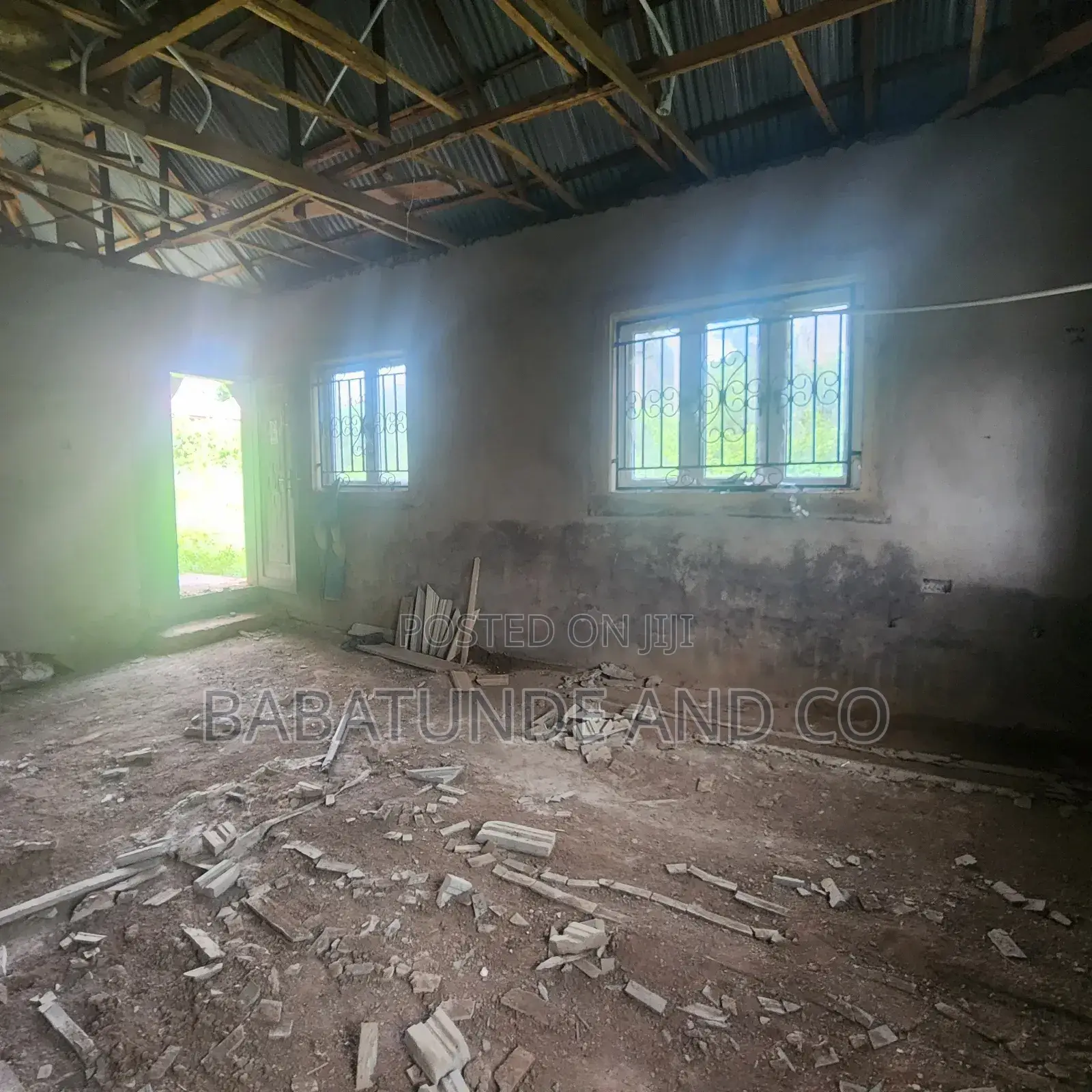 3bdrm Bungalow in Ologuneru for sale
