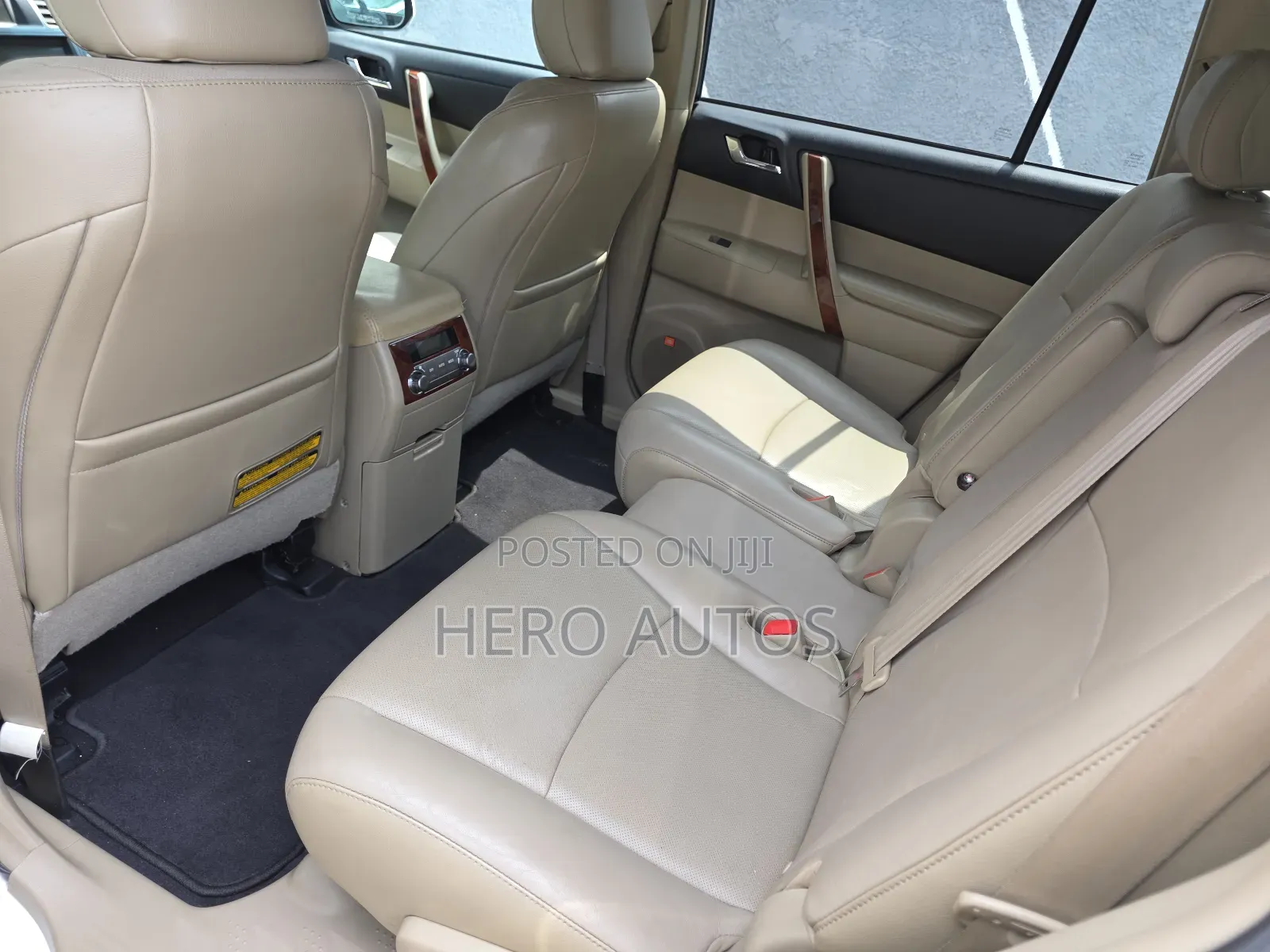 Toyota Highlander Limited 2012 White