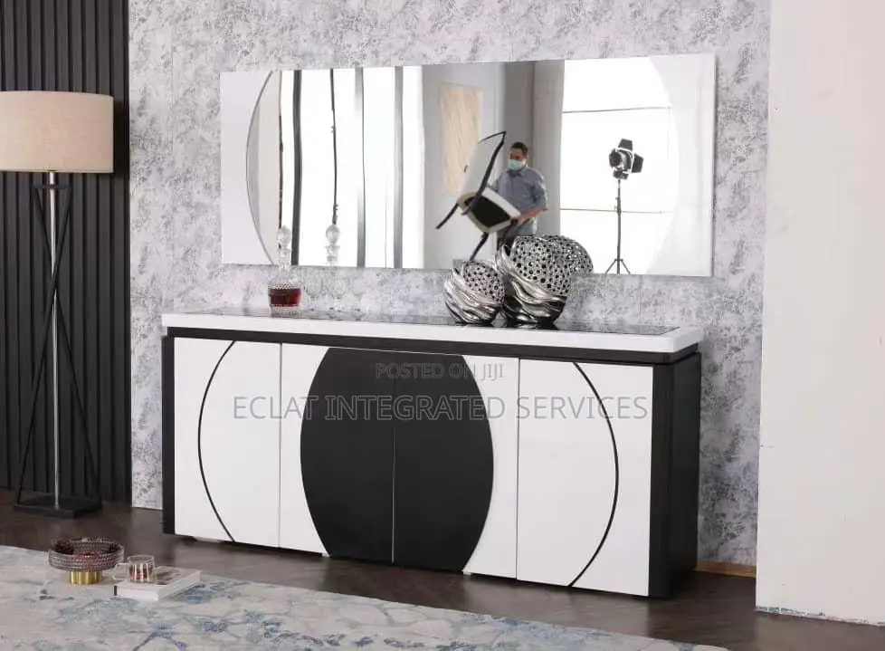 Side Board With Mirror