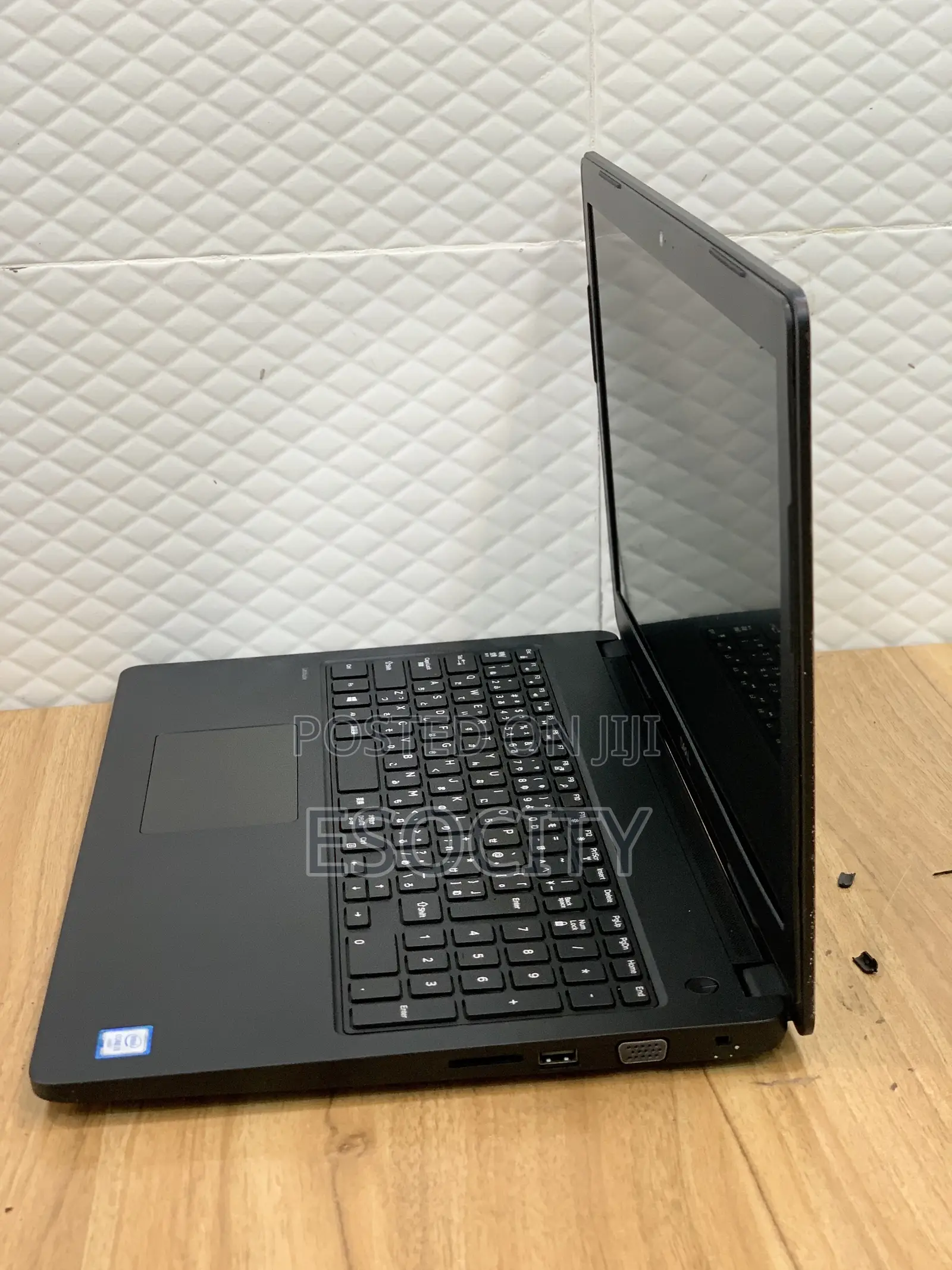 Laptop Dell Latitude 3580 4GB Intel Core I3 HDD 500GB