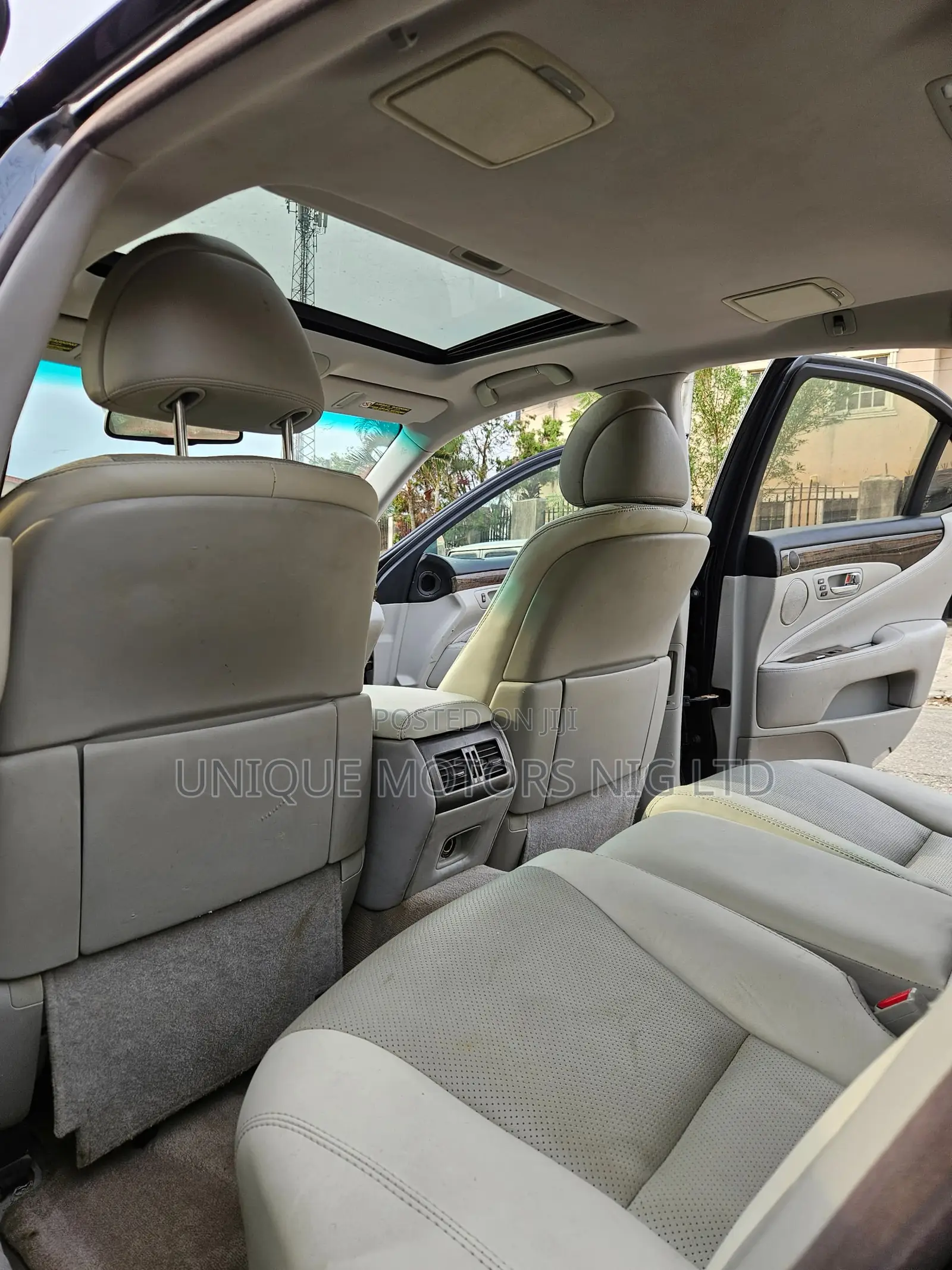 Lexus LS 460 2010 Gray