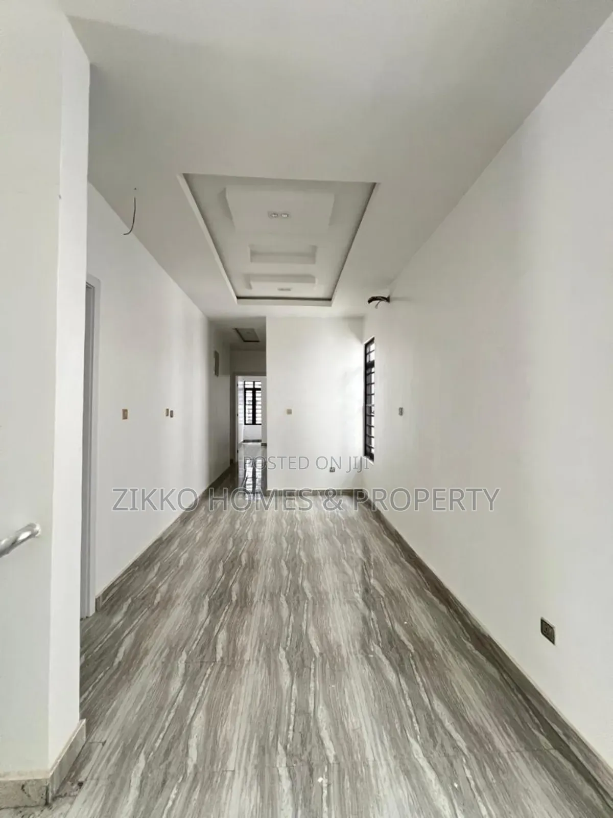 5bdrm Duplex in Ologolo, Lekki for sale