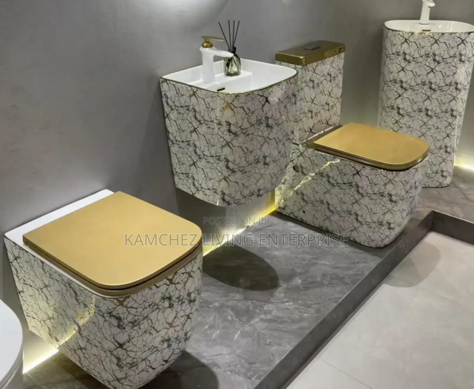 Luxury Marble Gold Wall-Hung Toilet Sink Set