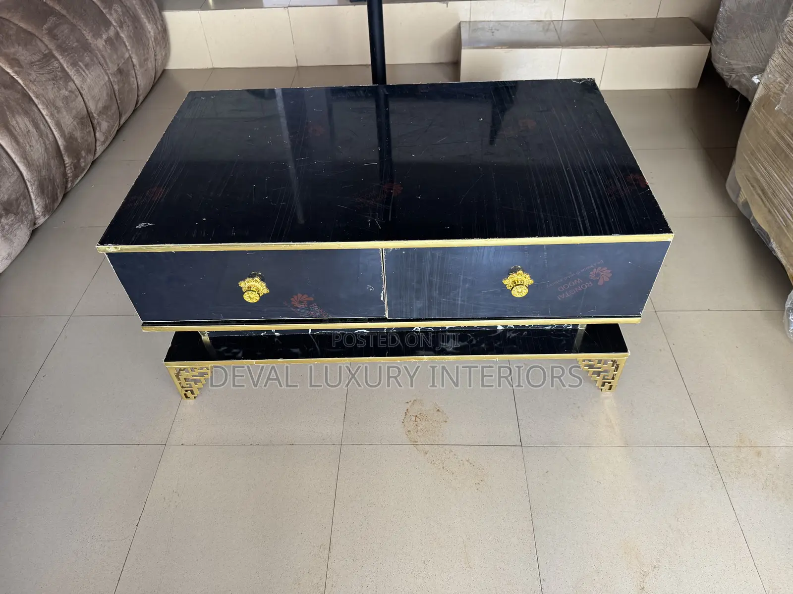 Luxury Center Table