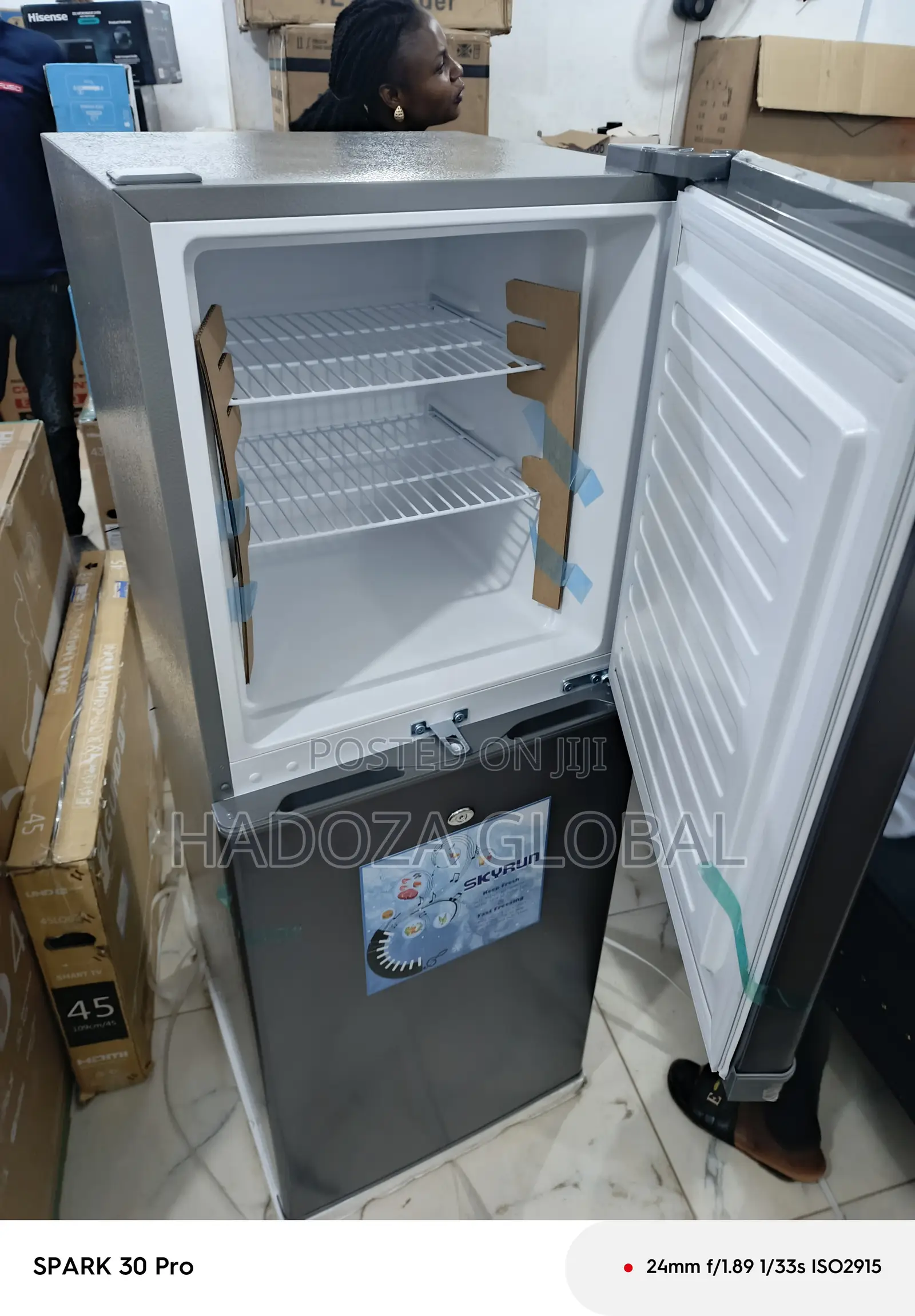 Spacious Friedge With Freezer - Skyrun Dual Doors - 195 L